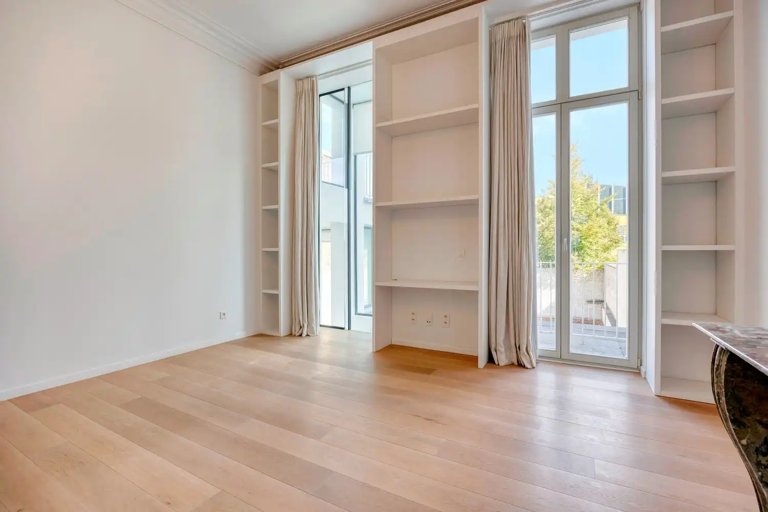 Exceptioneel en luxueus gerenoveerd 19e eeuws appartement midden in de binnenstad. foto 16
