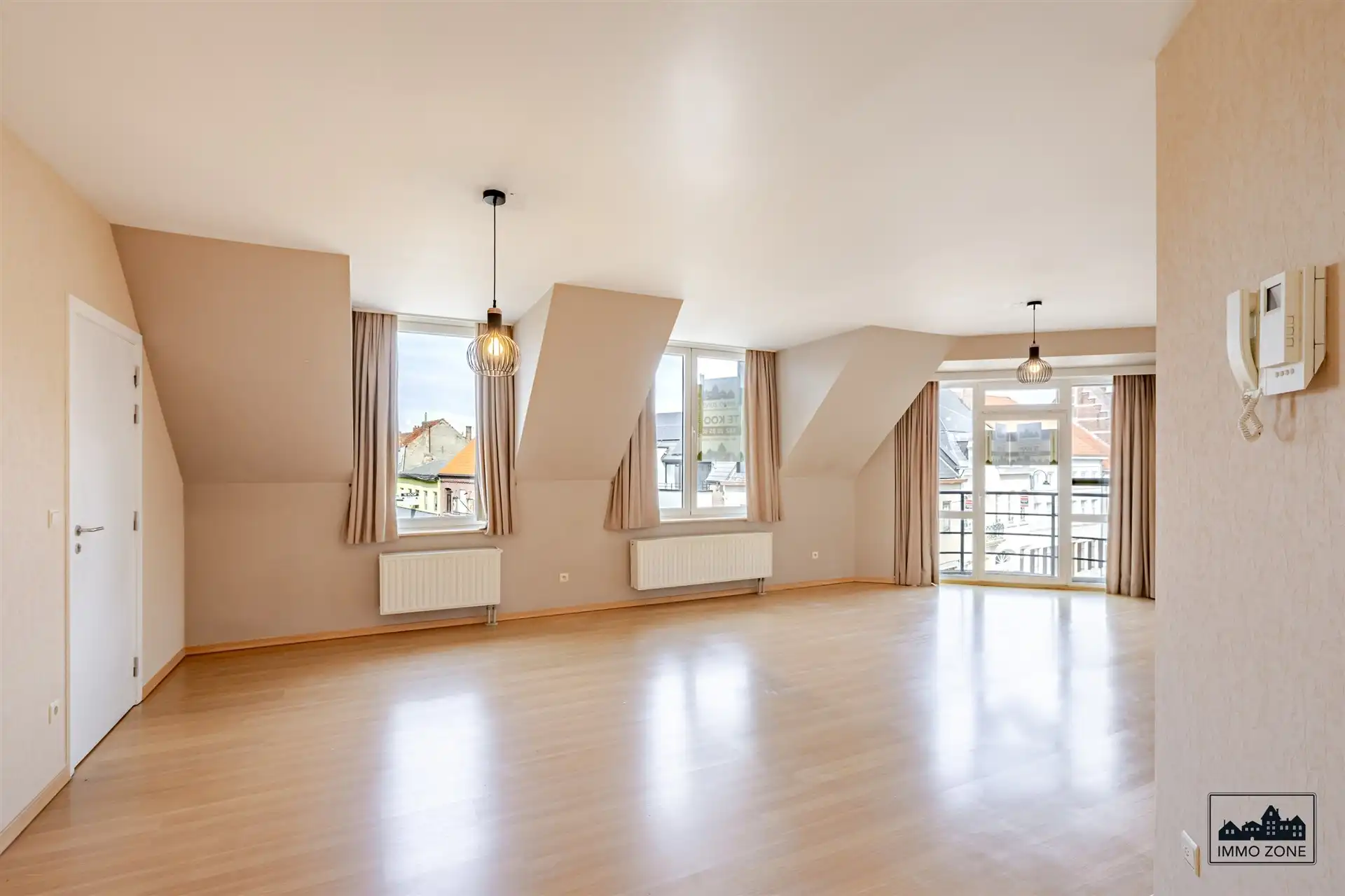 Ruim appartement van 110 m² in centrum Hamme foto 4