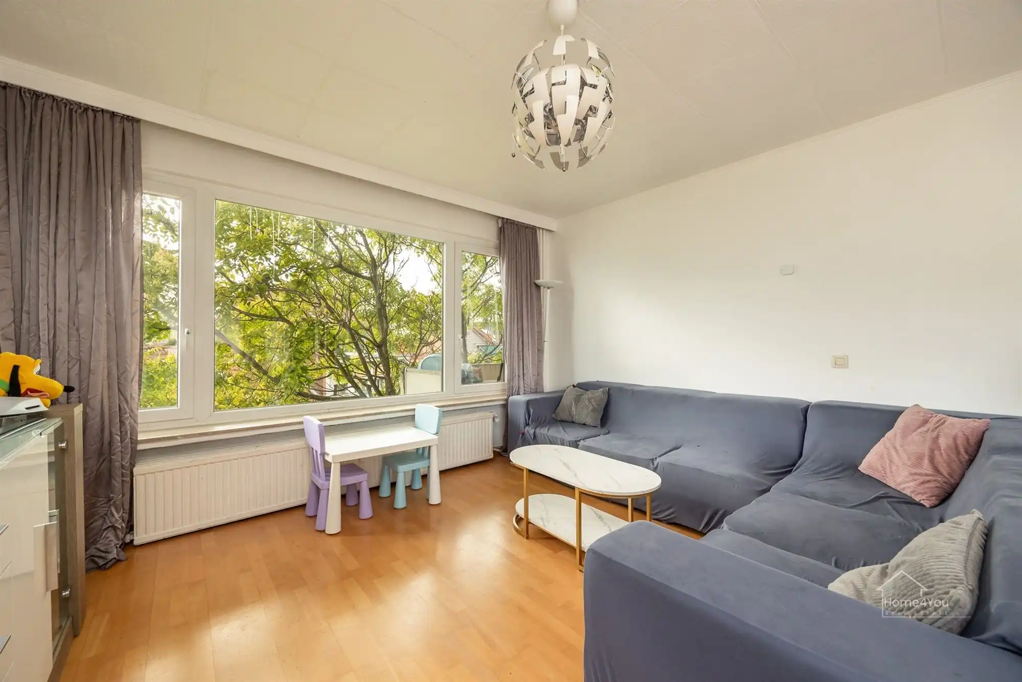 Lichtrijk hoekappartement met 3 slpk en terras in Borgerhout! foto 3
