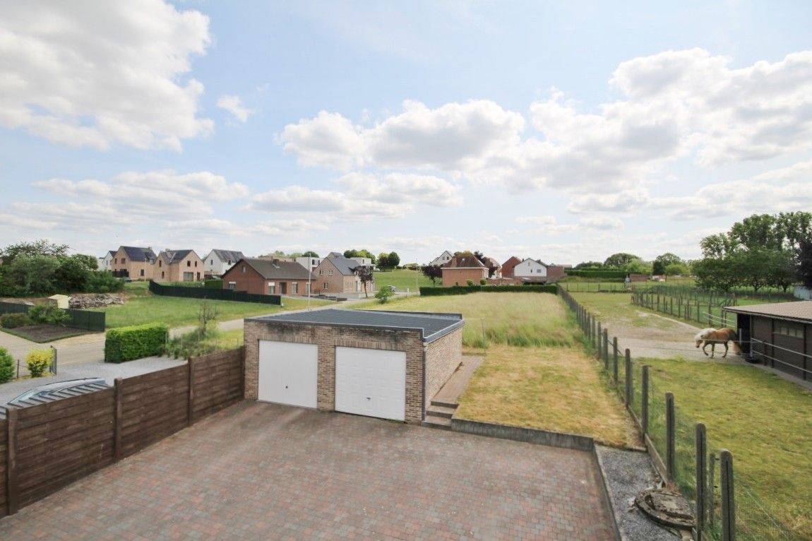 Ruim duplexappartement met 3 slaapkamers te Nieuwerkerken foto 13