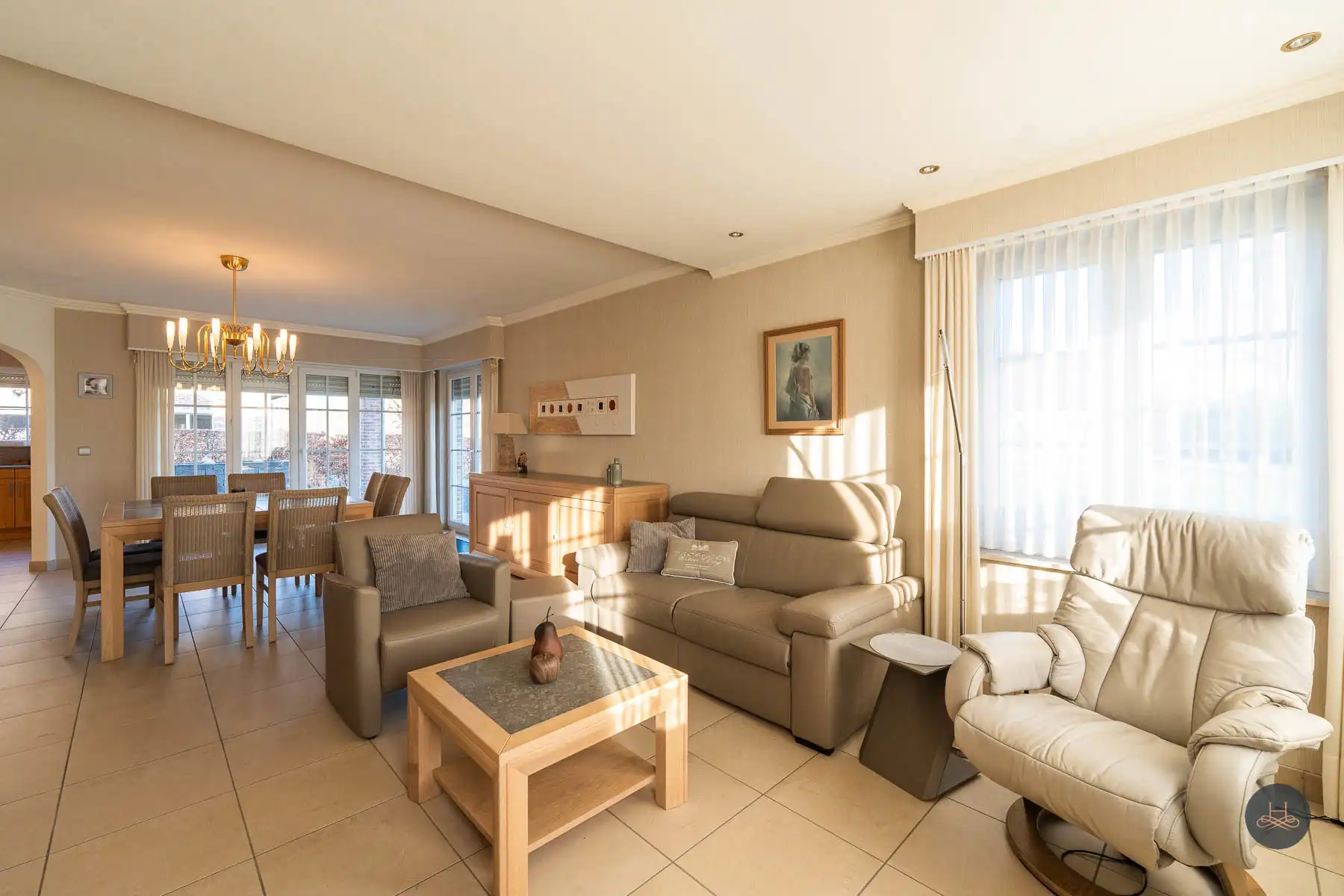 Uw ideale gezinswoning op rustig en mooi perceel foto 5