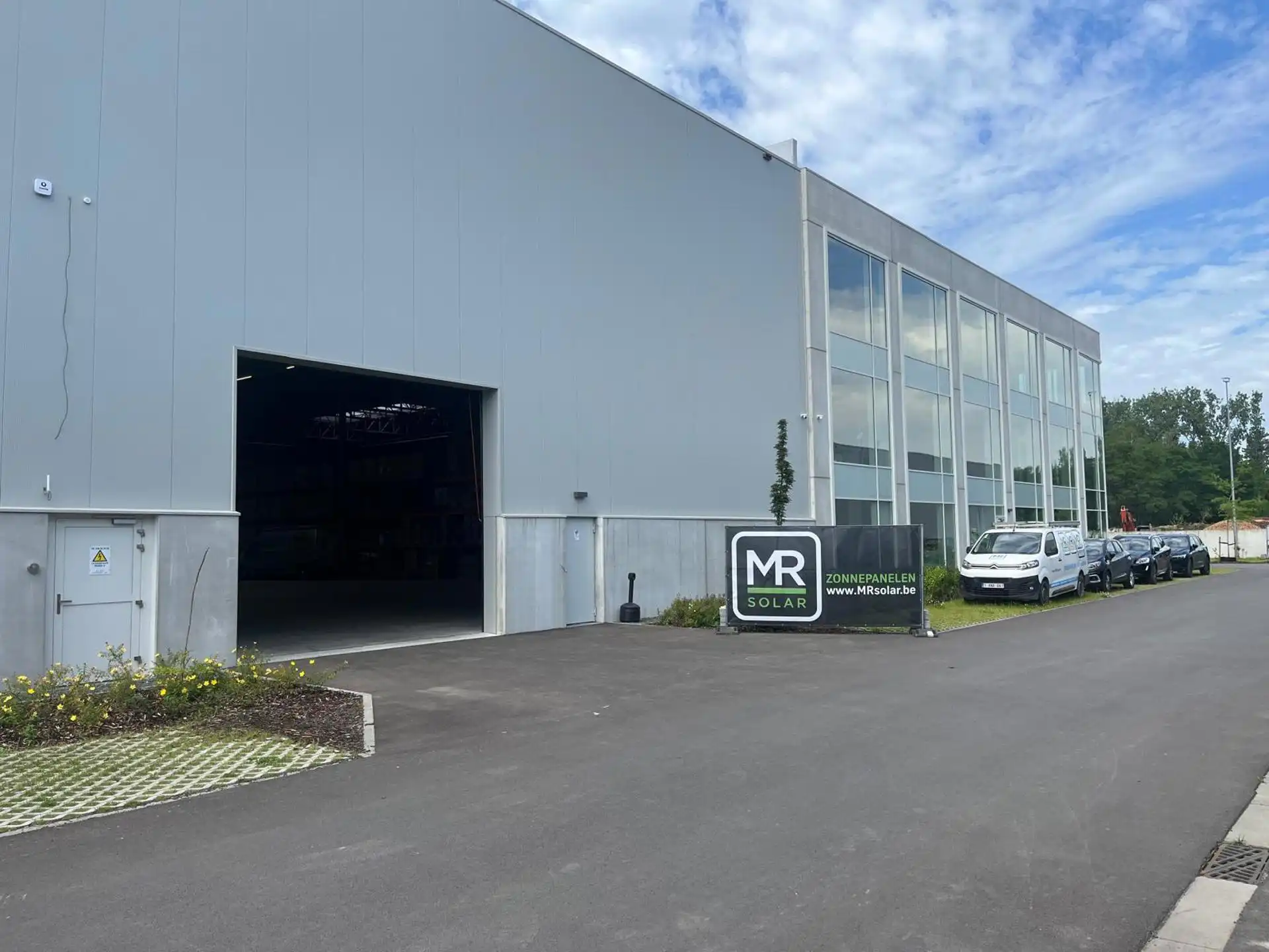 Duffel: Moderne kantoren van 560m² met 1.500m² magazijn foto 15