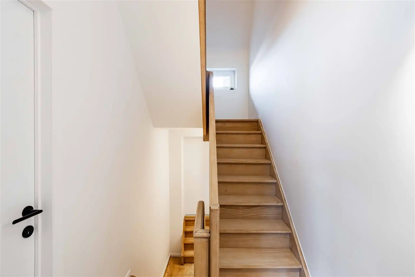 99% vernieuwd. Zuidtuin. Topligging nabij station Merelbeke. foto 12