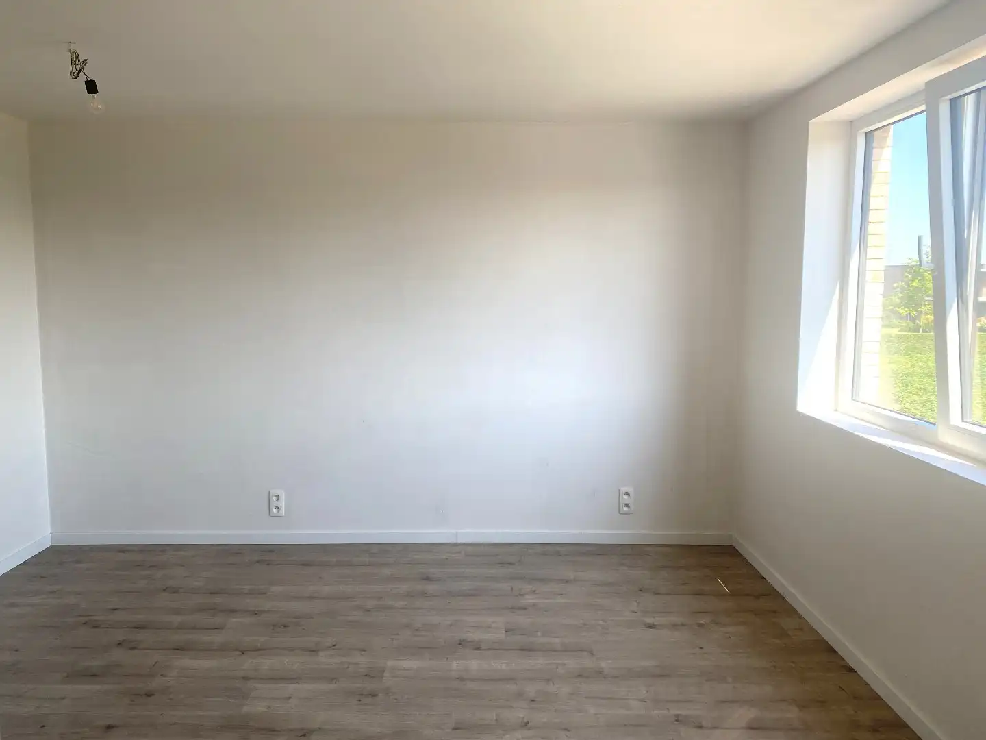 Rustig gelegen, moderne, halfopen nieuwbouwwoning in Machelen (Zulte) foto 8