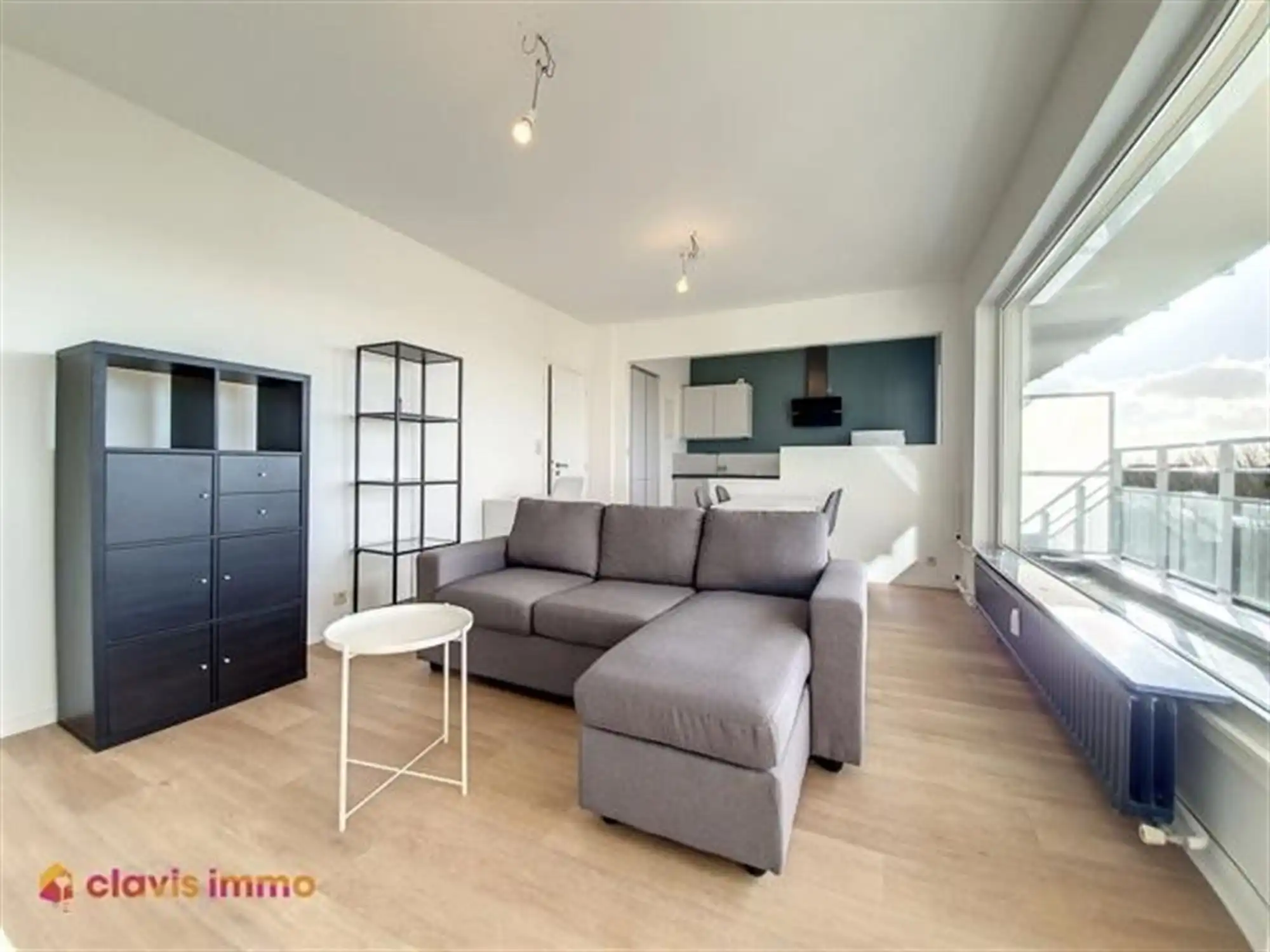 Zeer mooi appartement met 1 slaapkamer en groot terras foto {{pictureIndex}}