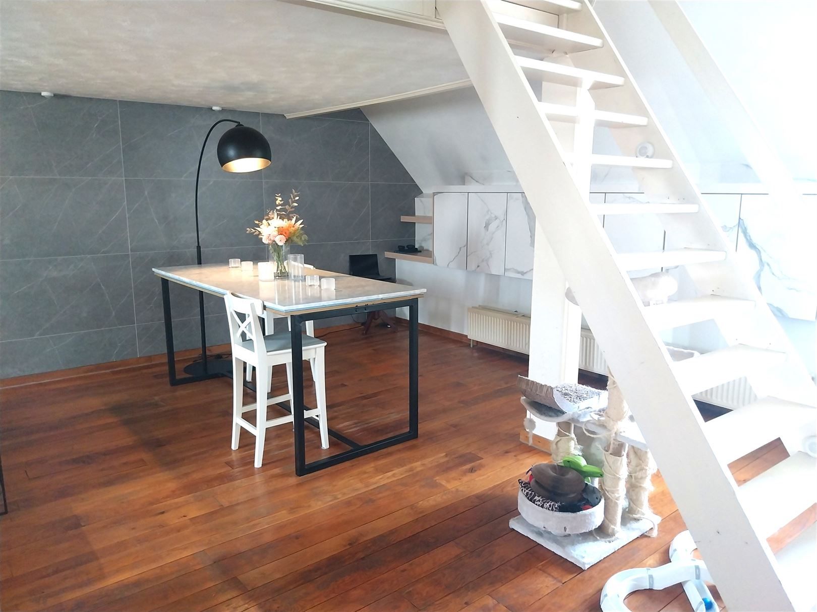 TE HUUR: Loft met mezzanine te Heusden-Zolder! foto 4
