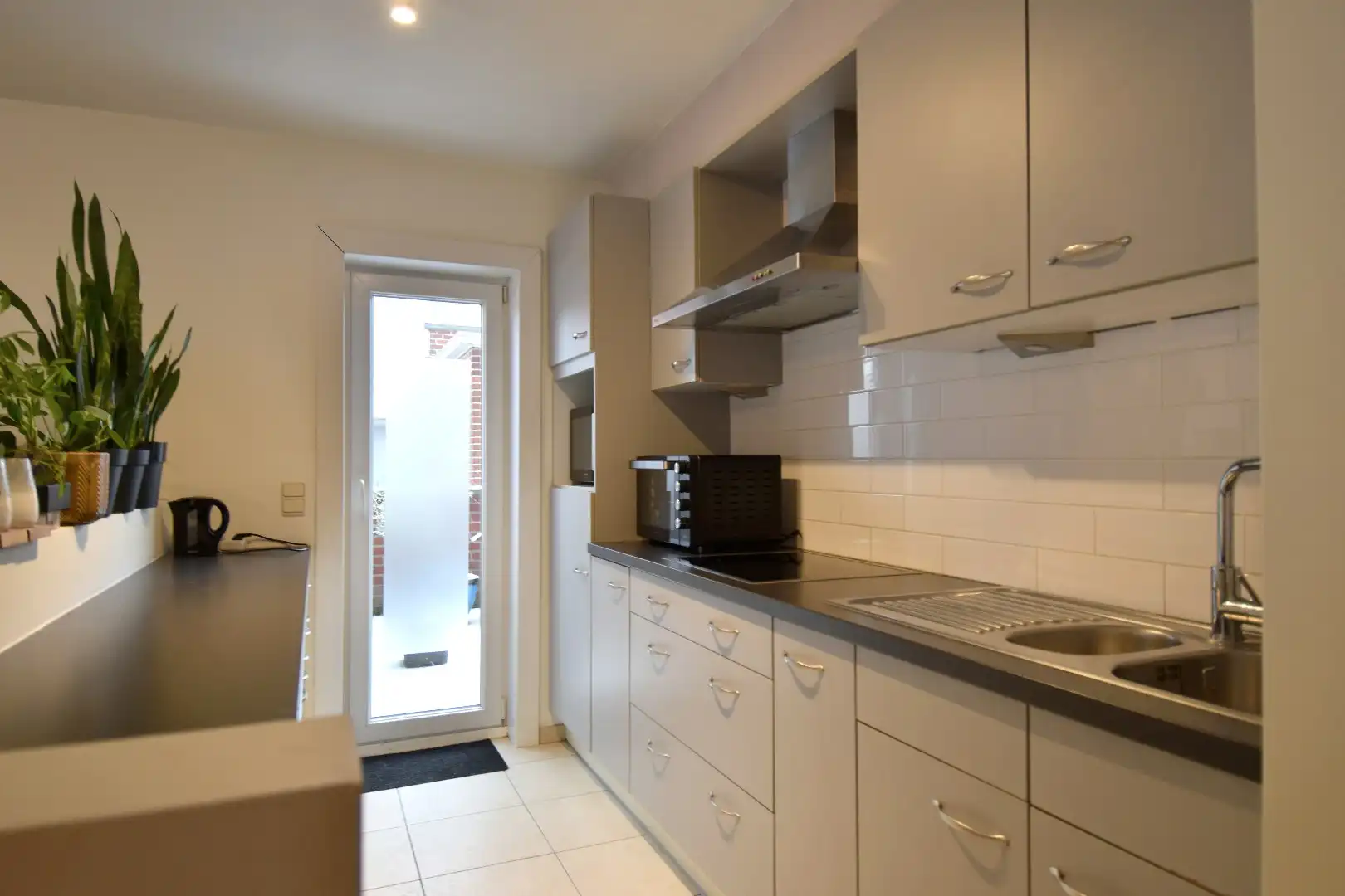 Gelijkvloers appartement met 1 slaapkamer en groot terras vlakbij de Gavers te Harelbeke foto 7