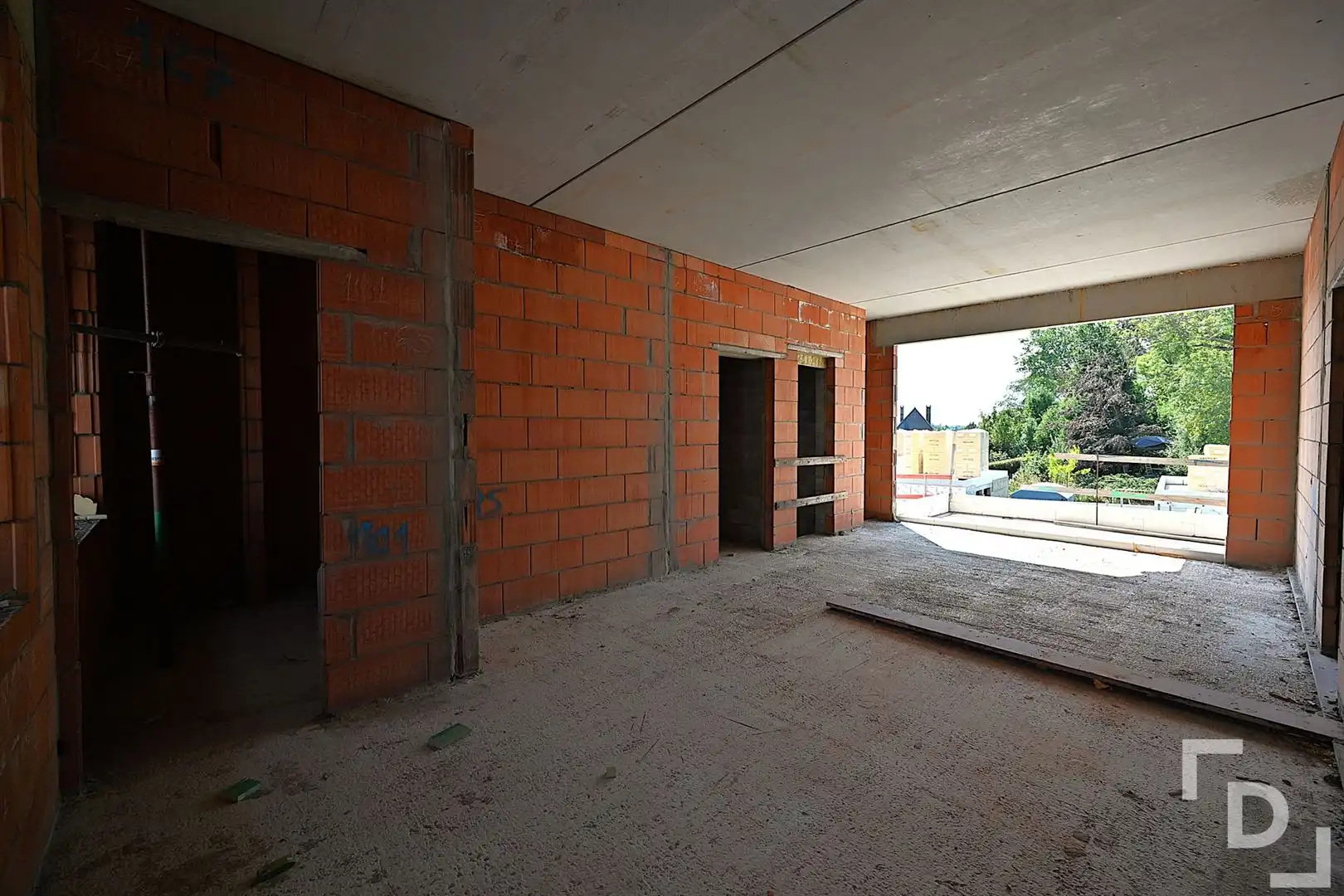 Nieuwbouwappartement te koop in het hart van Besealre foto 6
