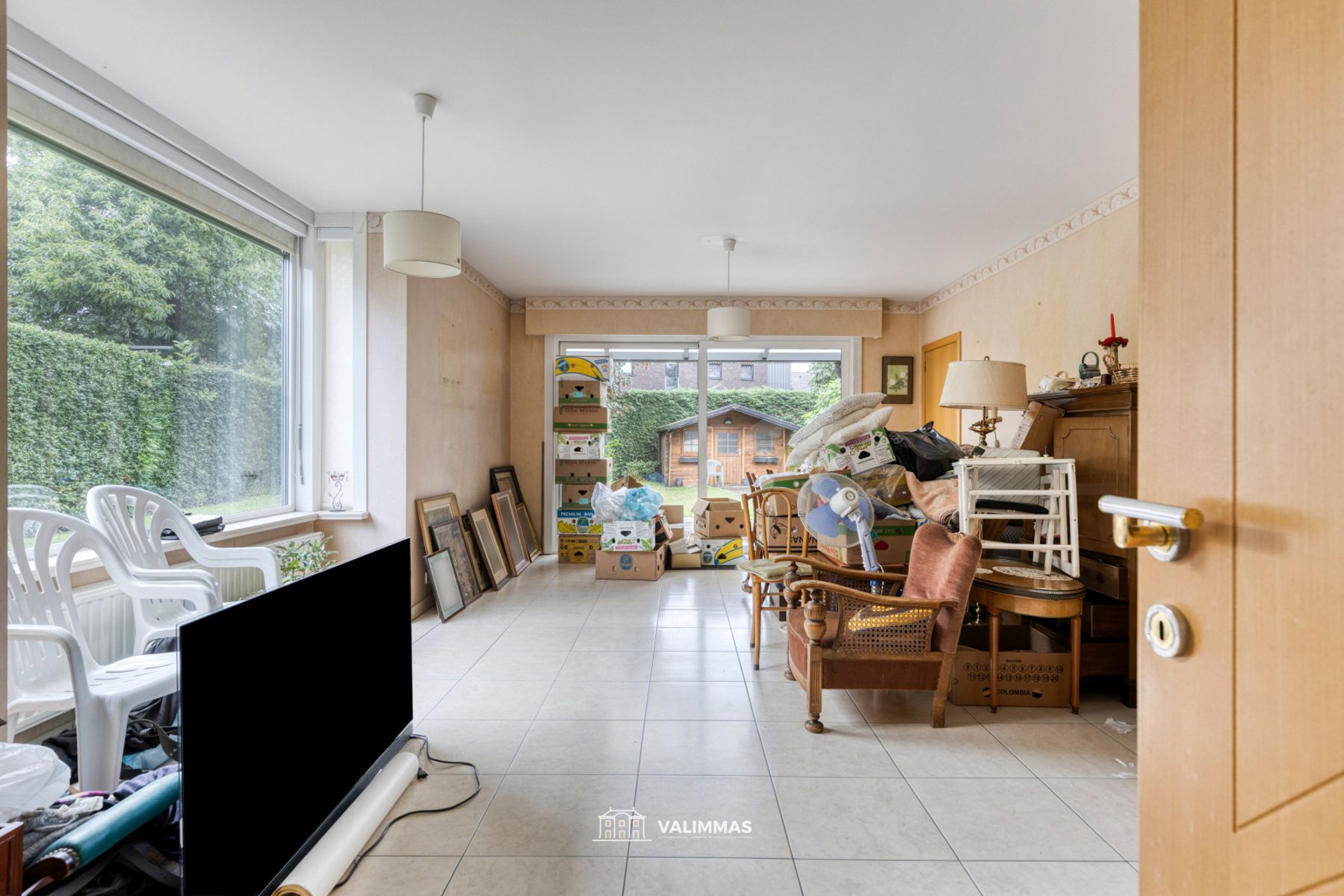 Residentieel gelegen driegevelwoning met garage, tuin...  foto 6