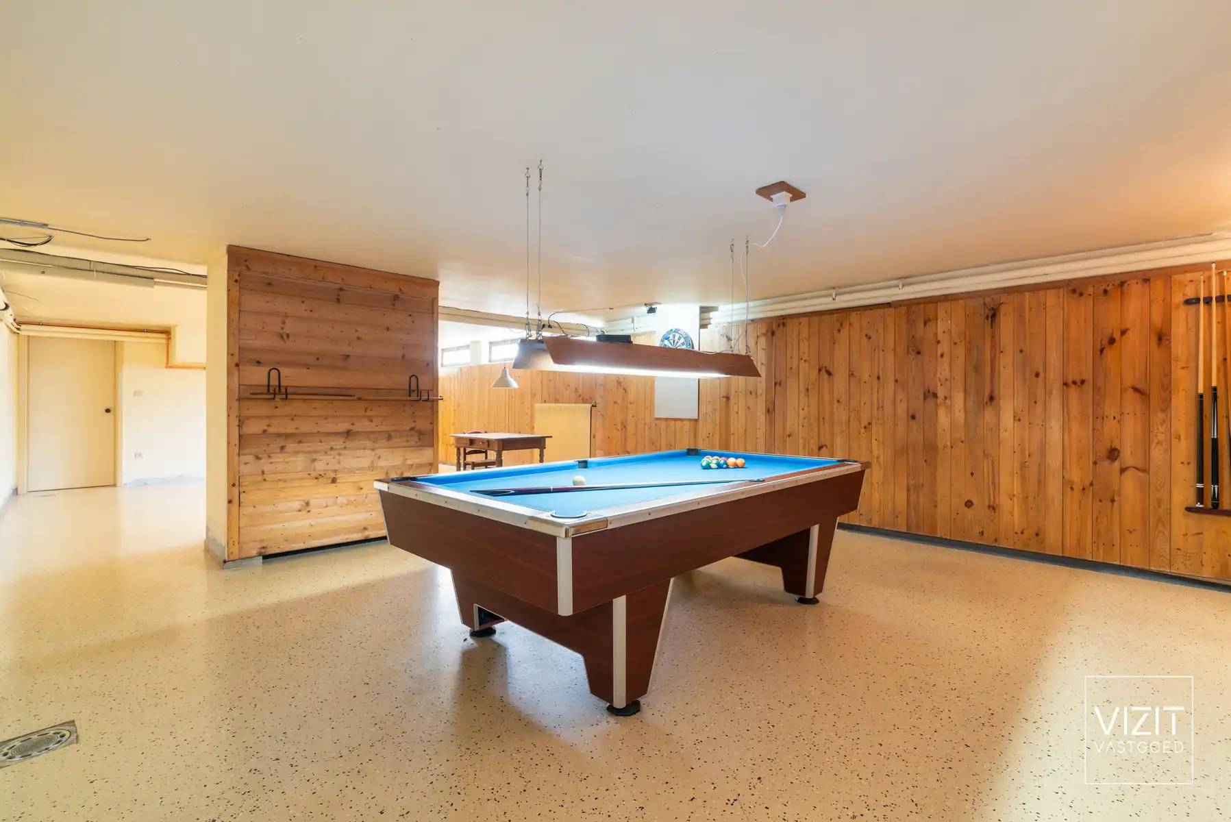 Zeer goed onderhouden villa met open zicht! foto 18