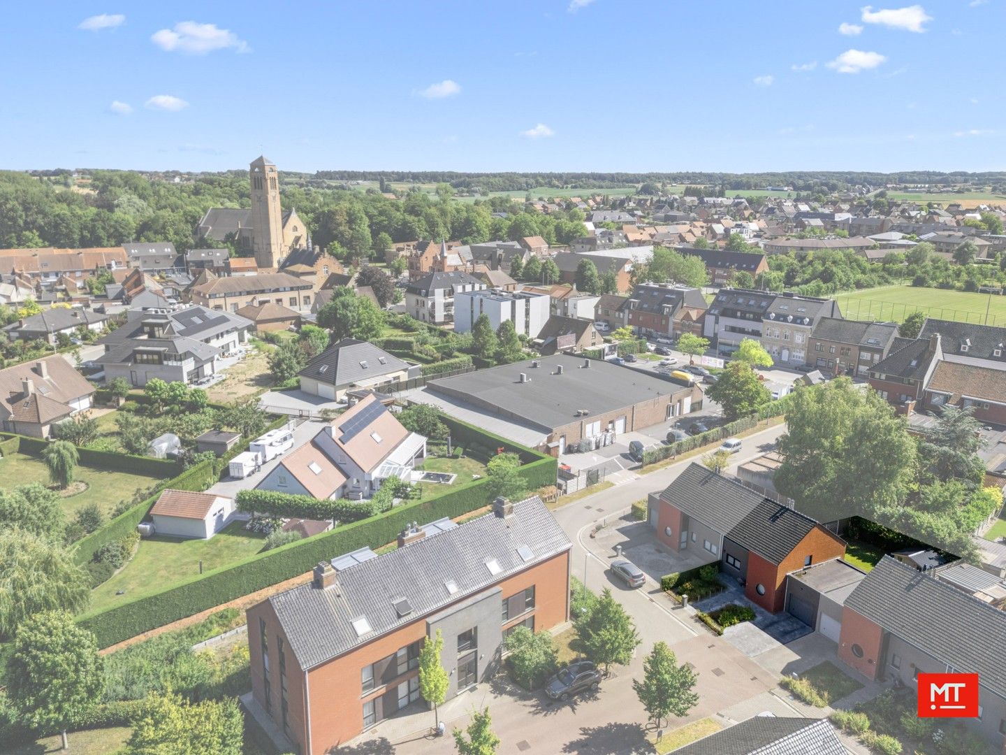 Instapklare woning met 3 slaapkamers, tuin en garage, gelegen in een rustige wijk in hartje Zonnebeke foto 21
