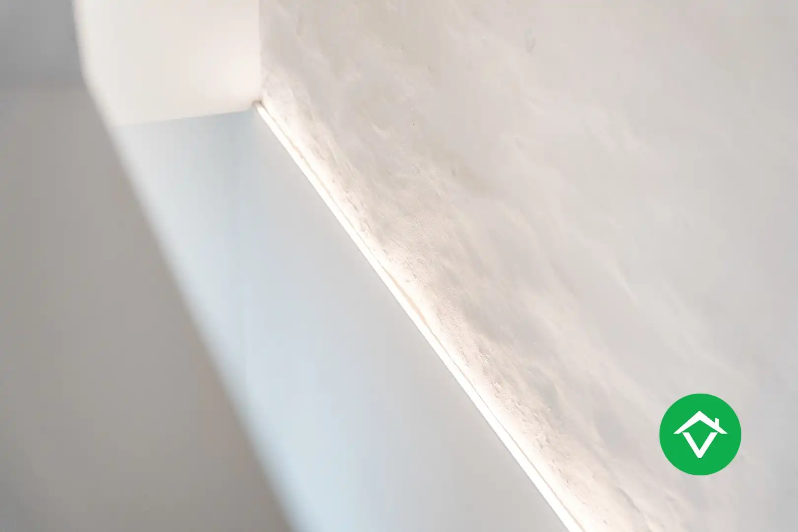 Volledig gerenoveerde woning (EPB B) met garage op topligging te Eernegem foto 18