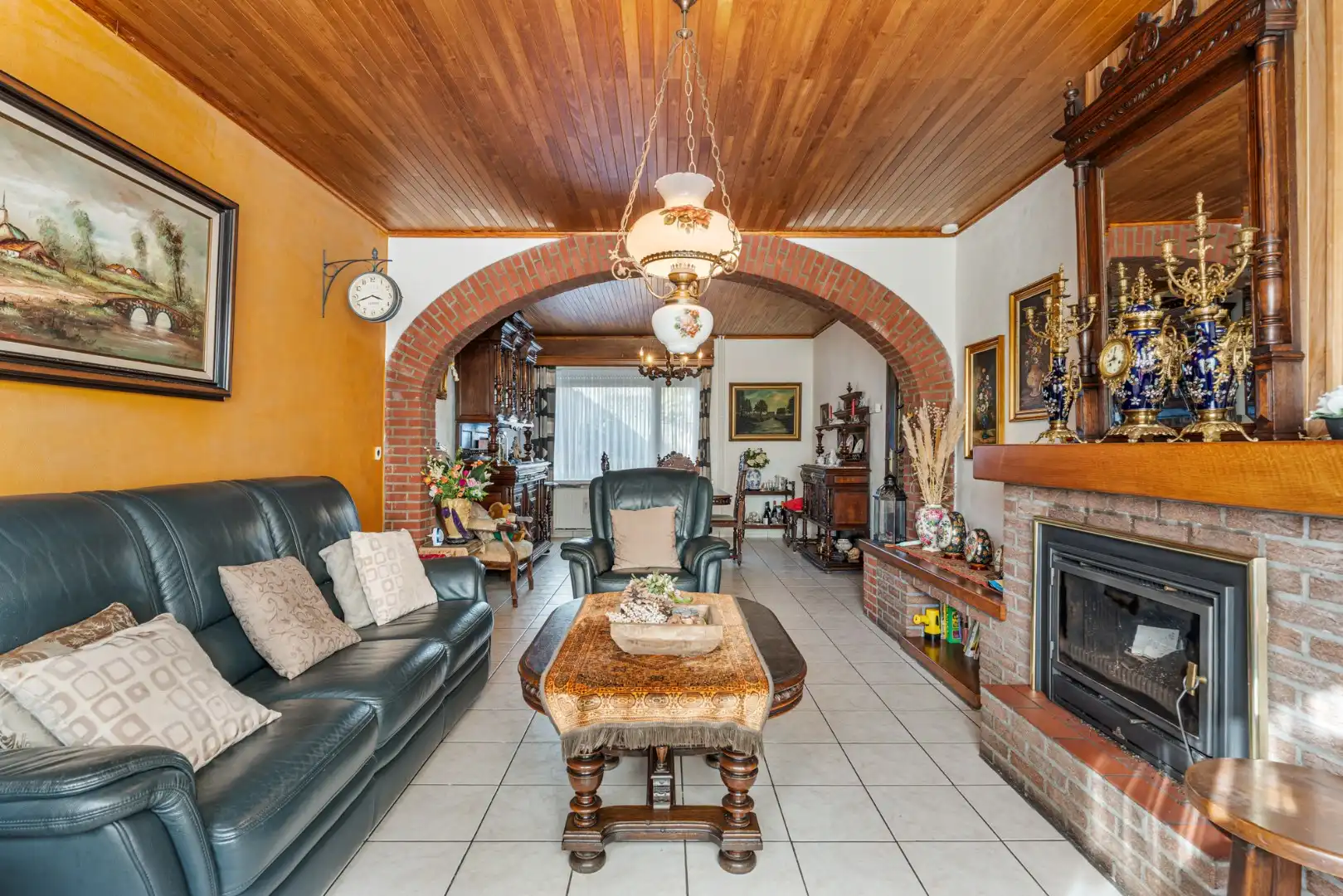 Halfvrijstaande gezinswoning met veel mogelijkheden op een perceel van 8are!  foto 11