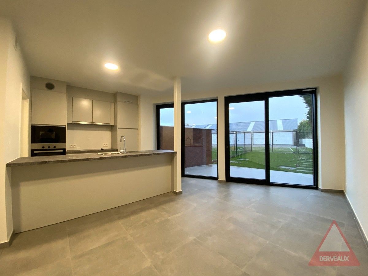 Zonnebeke – Nieuwbouwwoning met open keuken, garage en 2 parkeerplaatsen foto 7