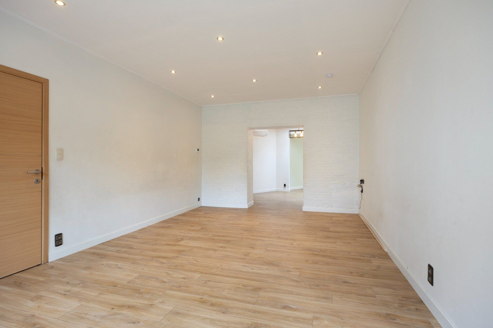 Recent gerenoveerde woning met 3 slaapkamers en prachtige tuin - EPC 141 kWh/m² - bewoonbare oppervlakte 137 m²         foto 5