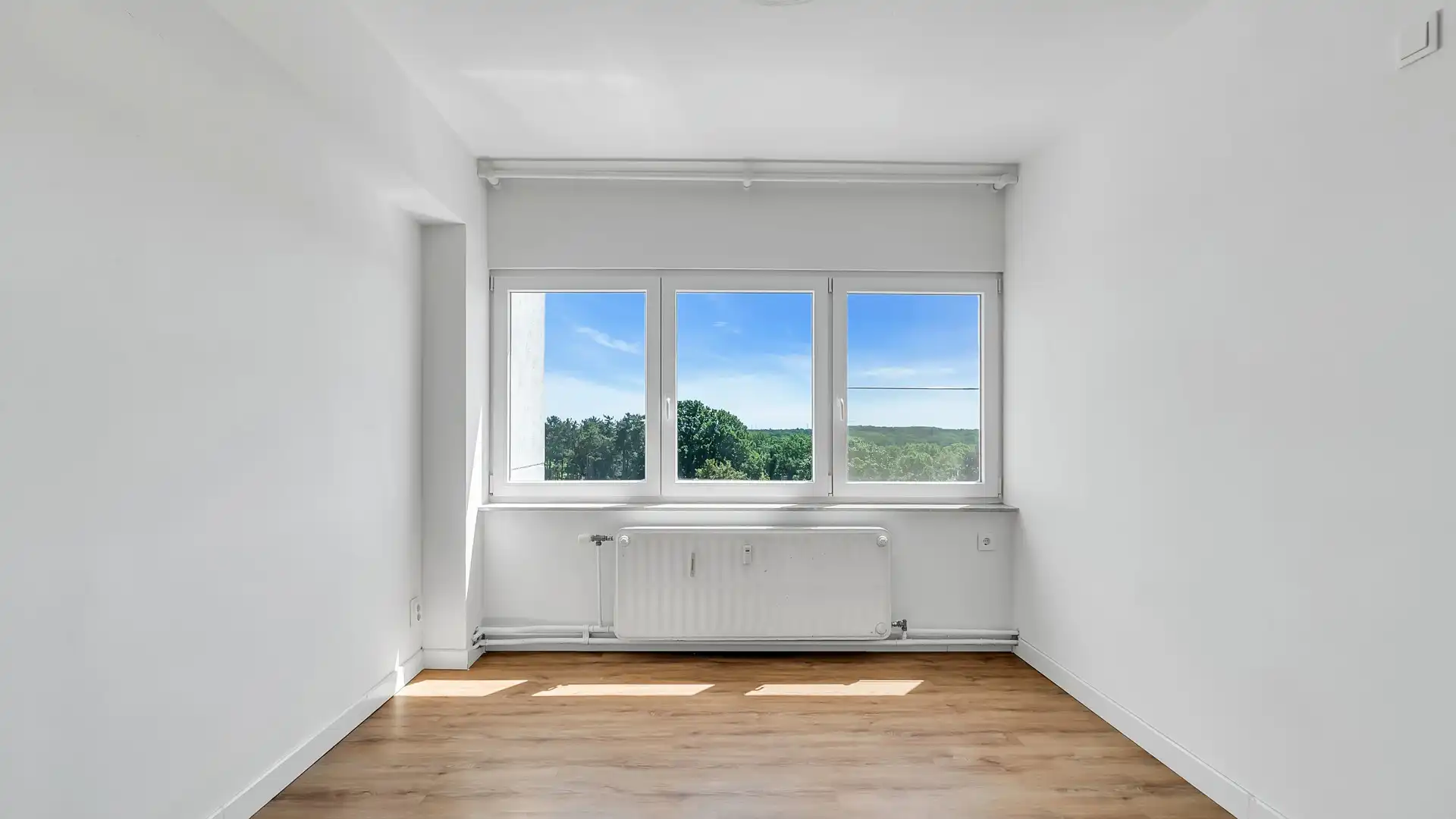 Instapklaar appartement met 2 slaapkamers in het centrum van Genk foto 17