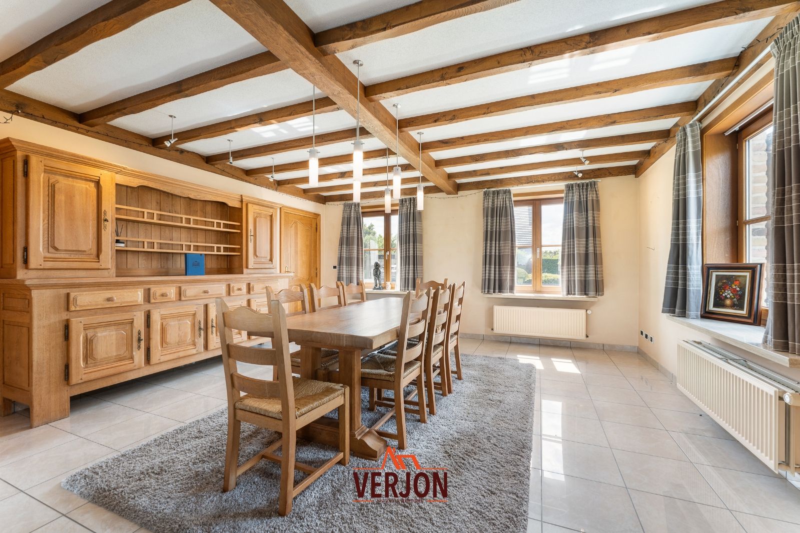 Riante villa op 13.722m2 met 6 slaapkamers, dubbele garage en prachtig vergezicht foto 11