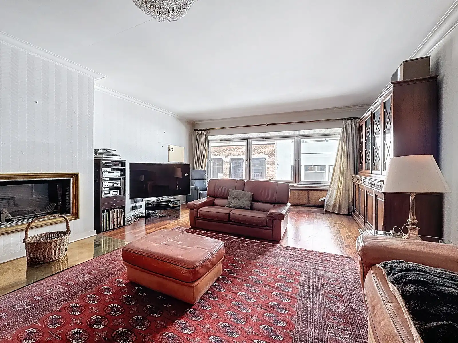 Uniek handelspand met ruim appartement en tuin foto 12