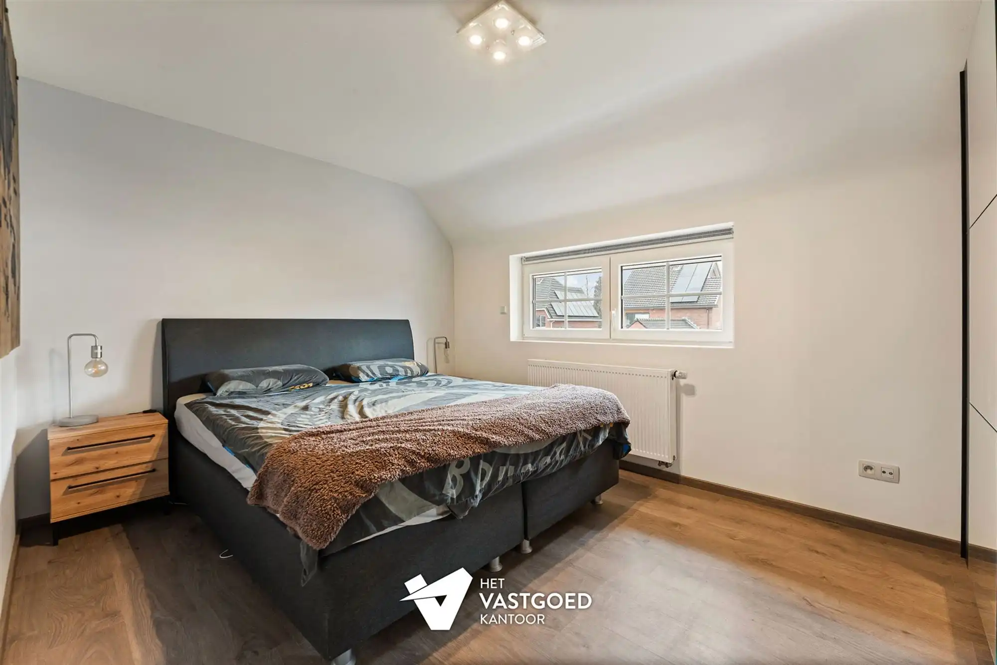 INSTAPKLARE WONING MET 4 SLAAPKAMERS RUSTIG GELEGEN TE LEOPOLDSBURG foto 14