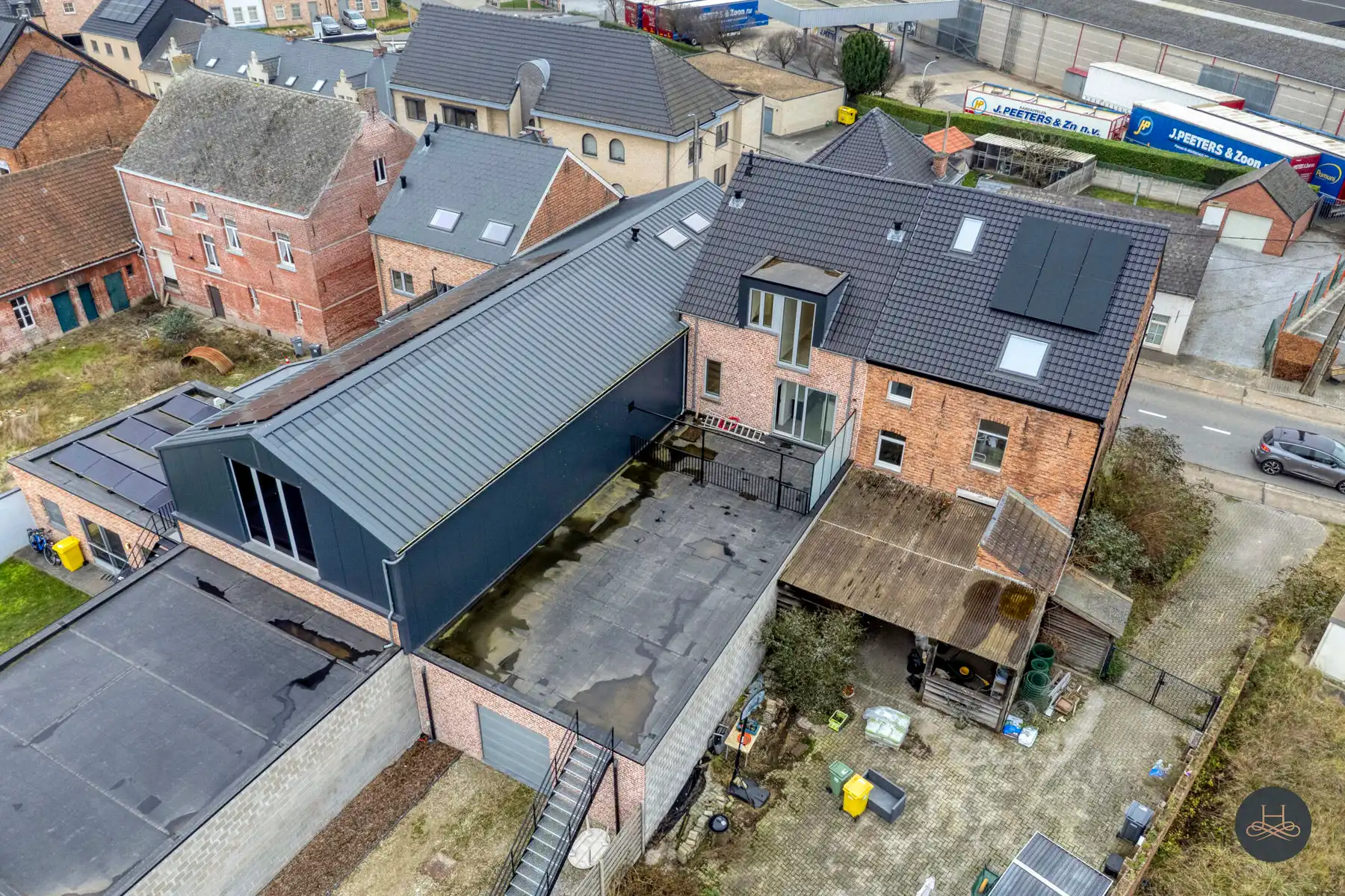 Moderne woning met ruim dakterras en garage  foto 28