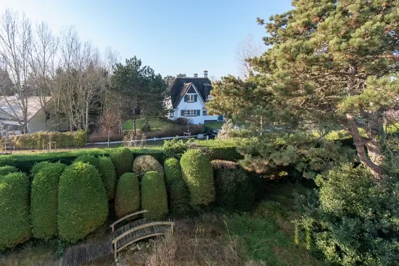 Grote villa op 1533m² gelegen centraal in de Simli-wijk te Nieuwpoort-Bad. foto 34
