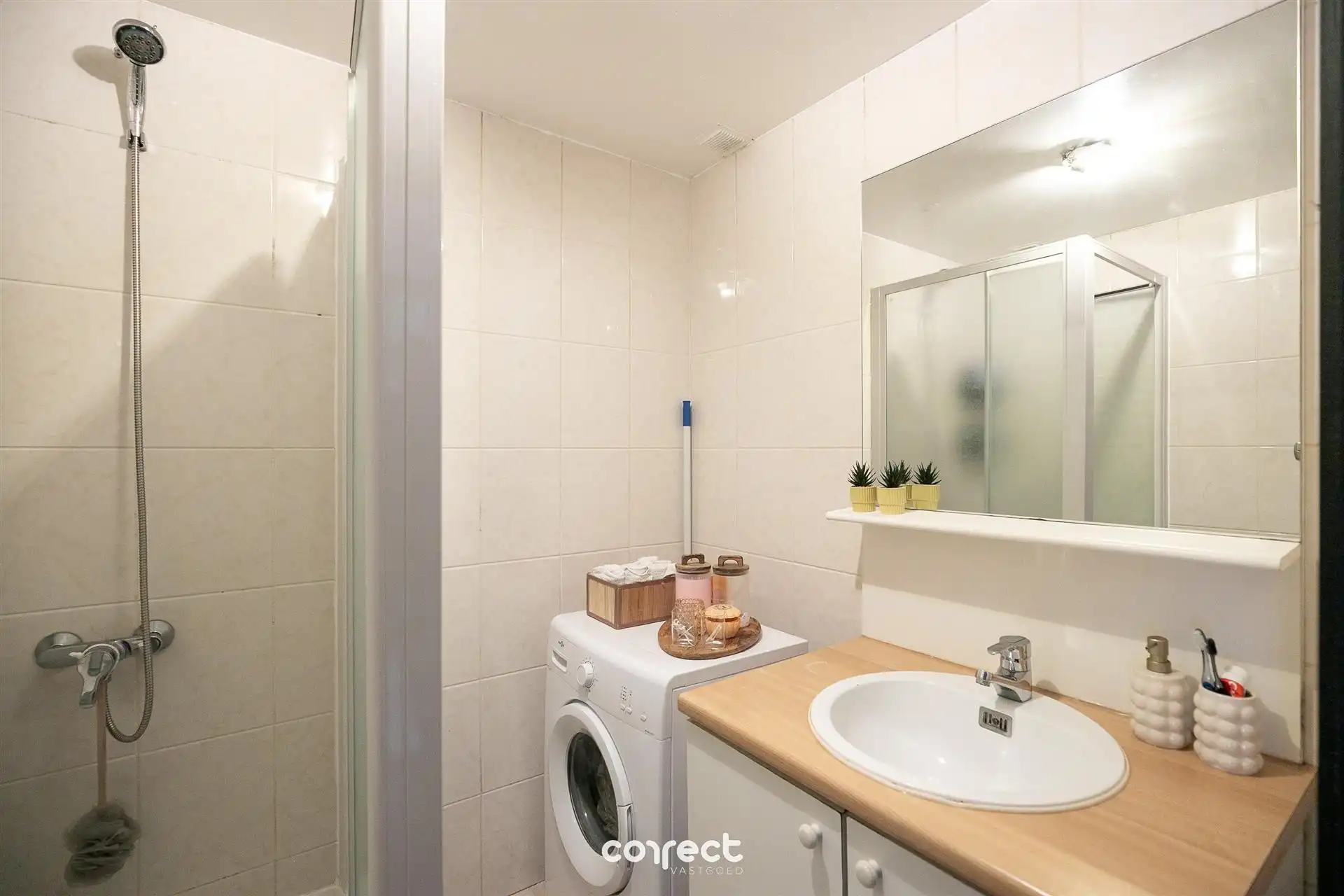 6 entiteiten, 100% verhuurd met interessant rendement! foto 8