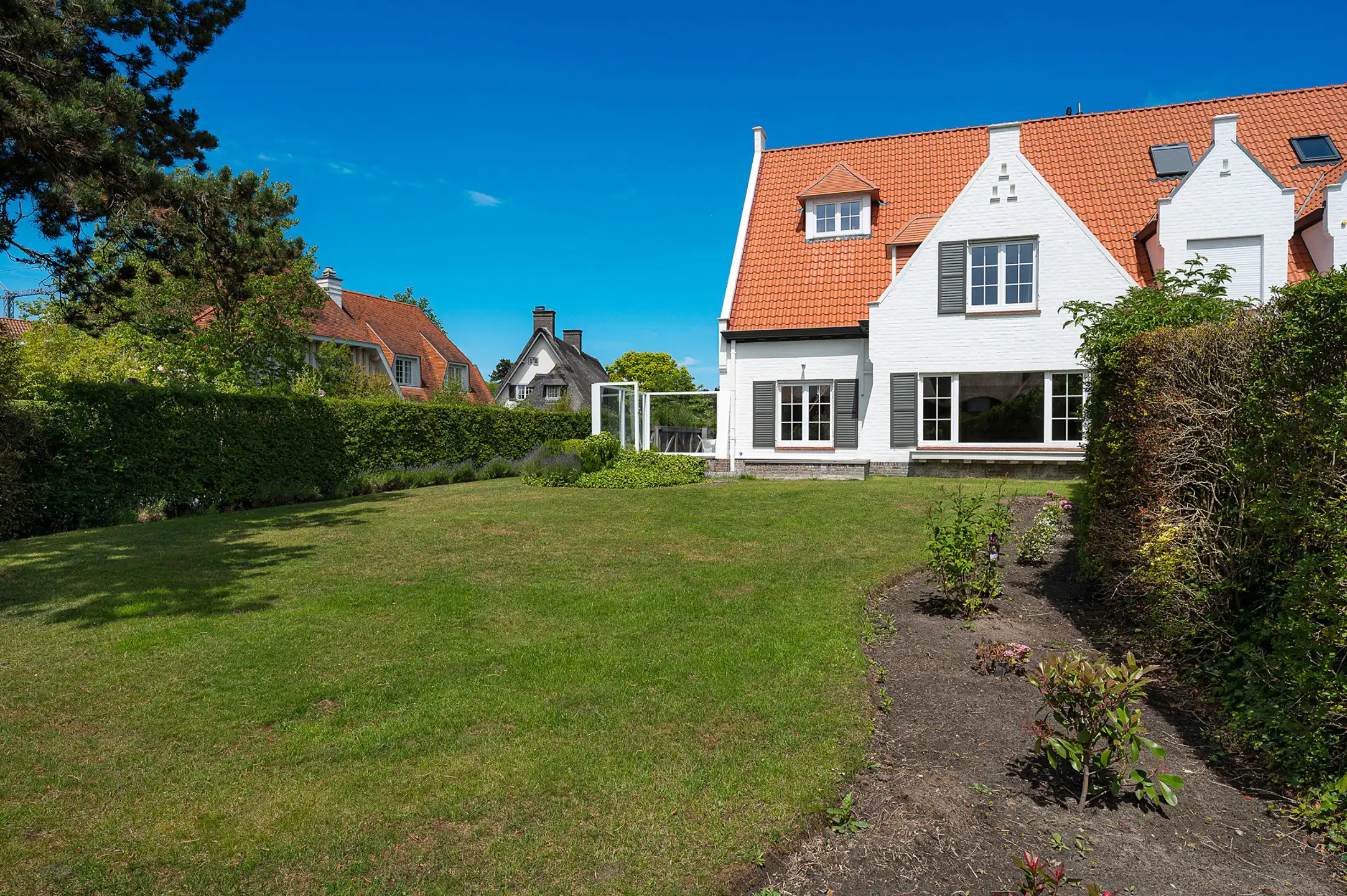 Charmante villa in Zoutestijl op toplocatie in het Zoute foto 5