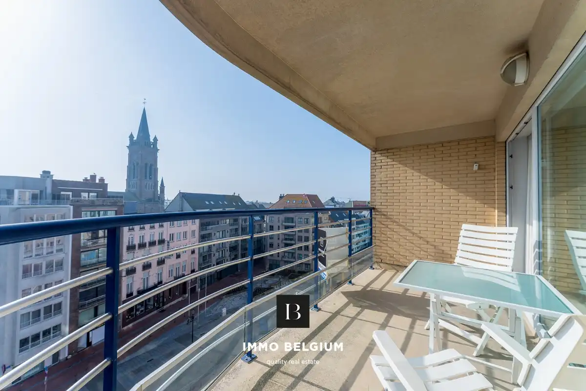 Appartement met ruim zonneterras en zijdelings zeezicht foto 6