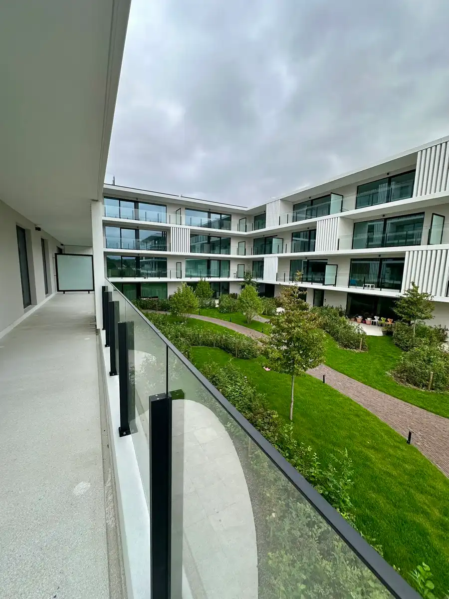 Prachtig 2 slaapkamer appartement met groot TERRAS foto 11