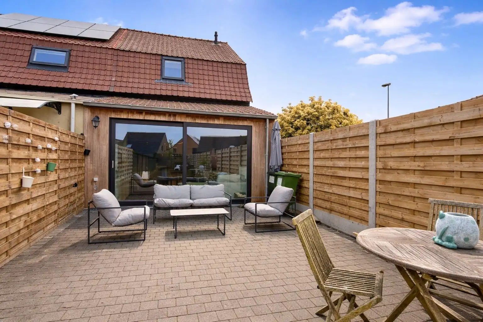 Instapklare, volledig gerenoveerde en energiezuinige woning te koop in het charmante Mesen! foto 19