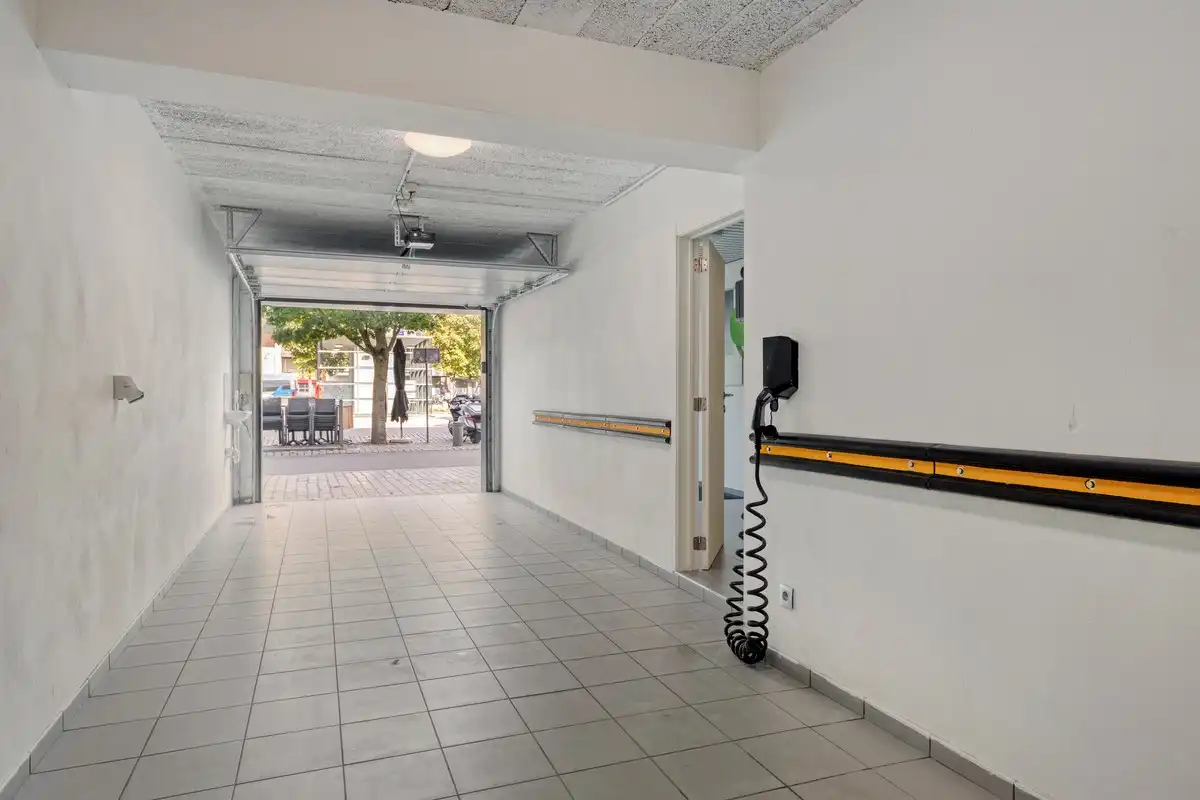Loftappartement met 2 terrassen en dubbele garage op het Kolonel Dusartplein foto 21