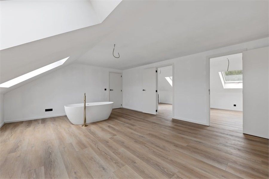 EXCLUSIEF WONEN IN EEN GERESTAUREERDE VIERKANTSHOEVE foto 40