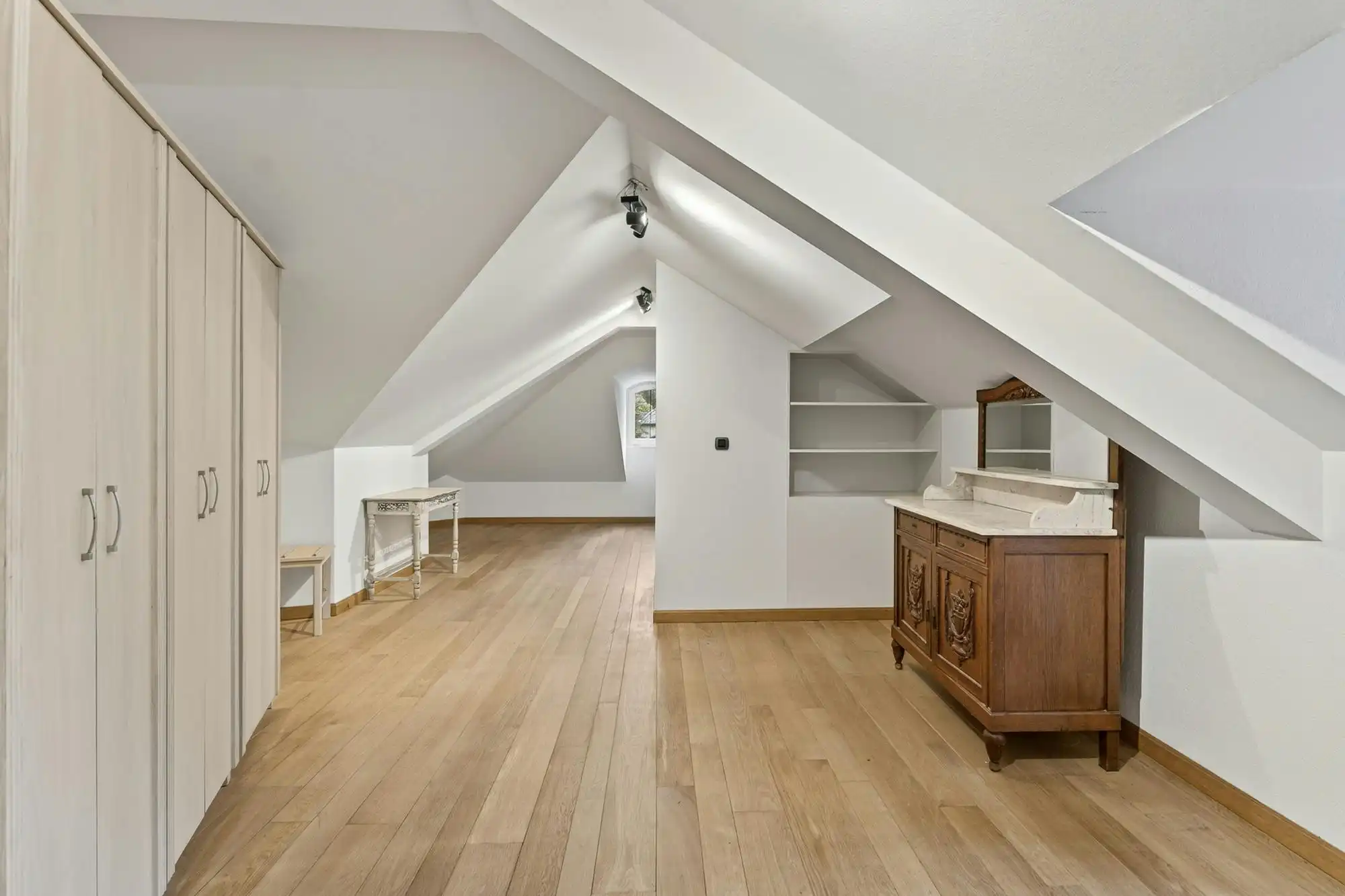 residentieel gelegen villa op 3490 m² te koop in Lichtaart foto 24