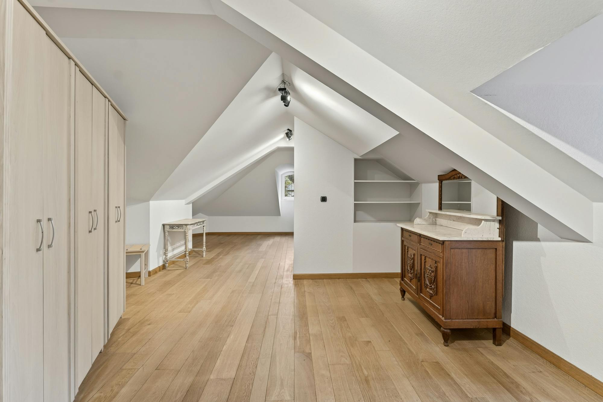 residentieel gelegen villa op 3490 m² te koop in Lichtaart foto 30