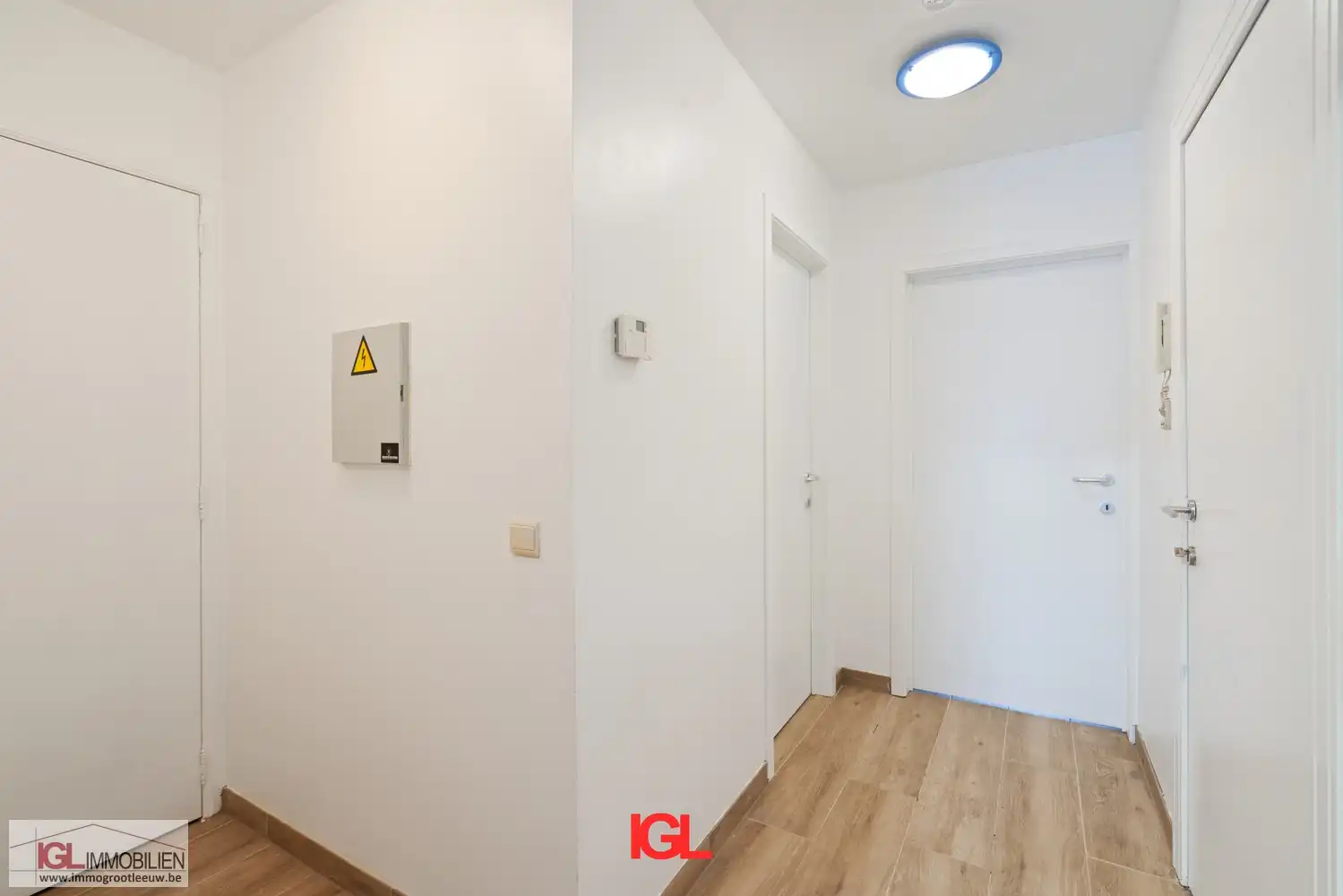 Opbrengsteigendom met twee appartementen foto 25