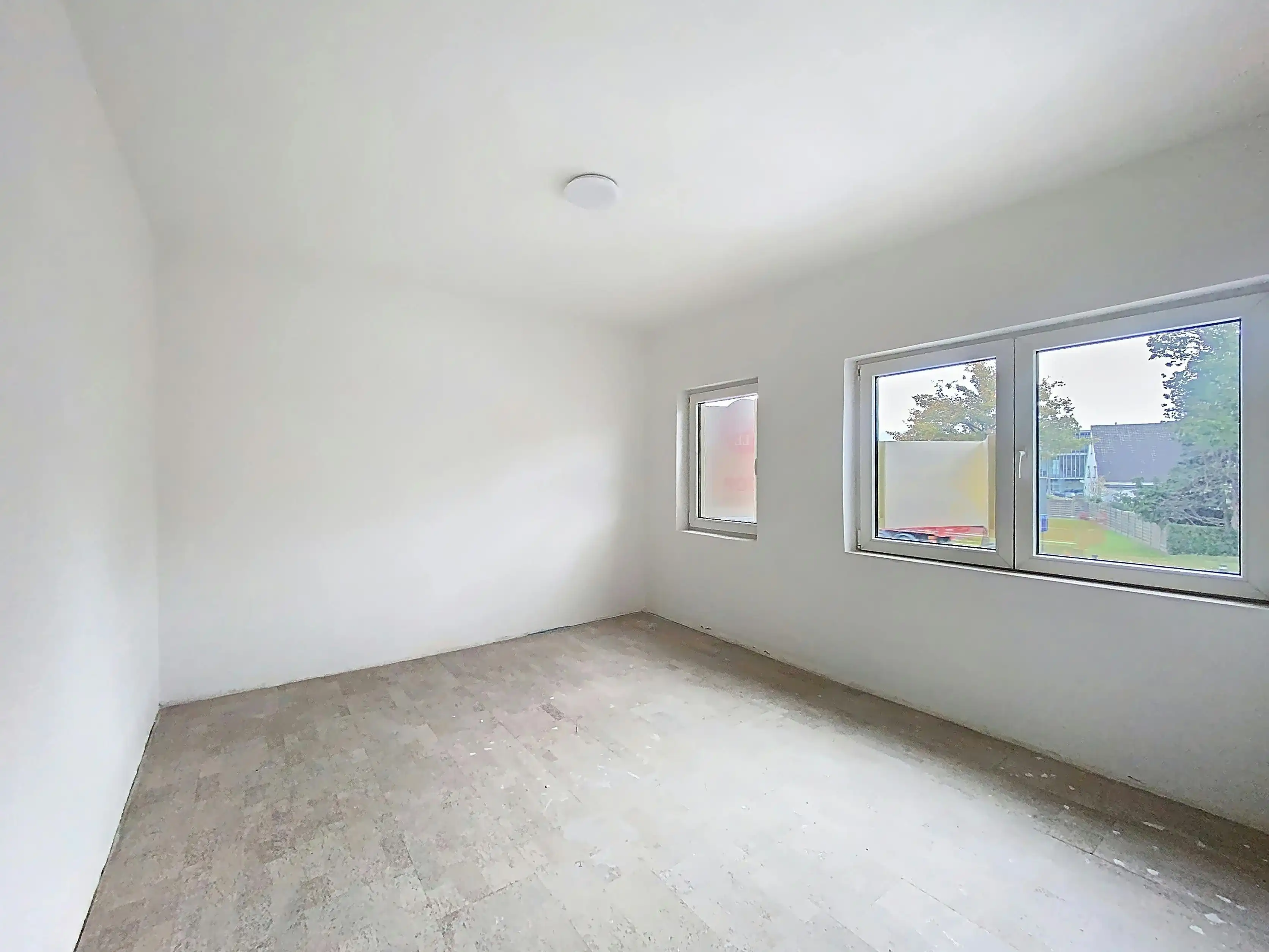 Ruime halfopen woning met 5 slaapkamers in Aalter foto 12