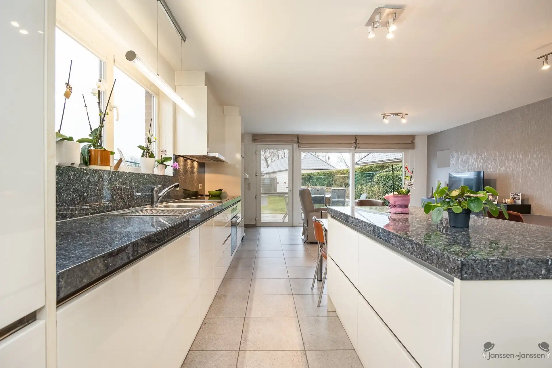 Verzorgde woning op toplocatie! foto 6