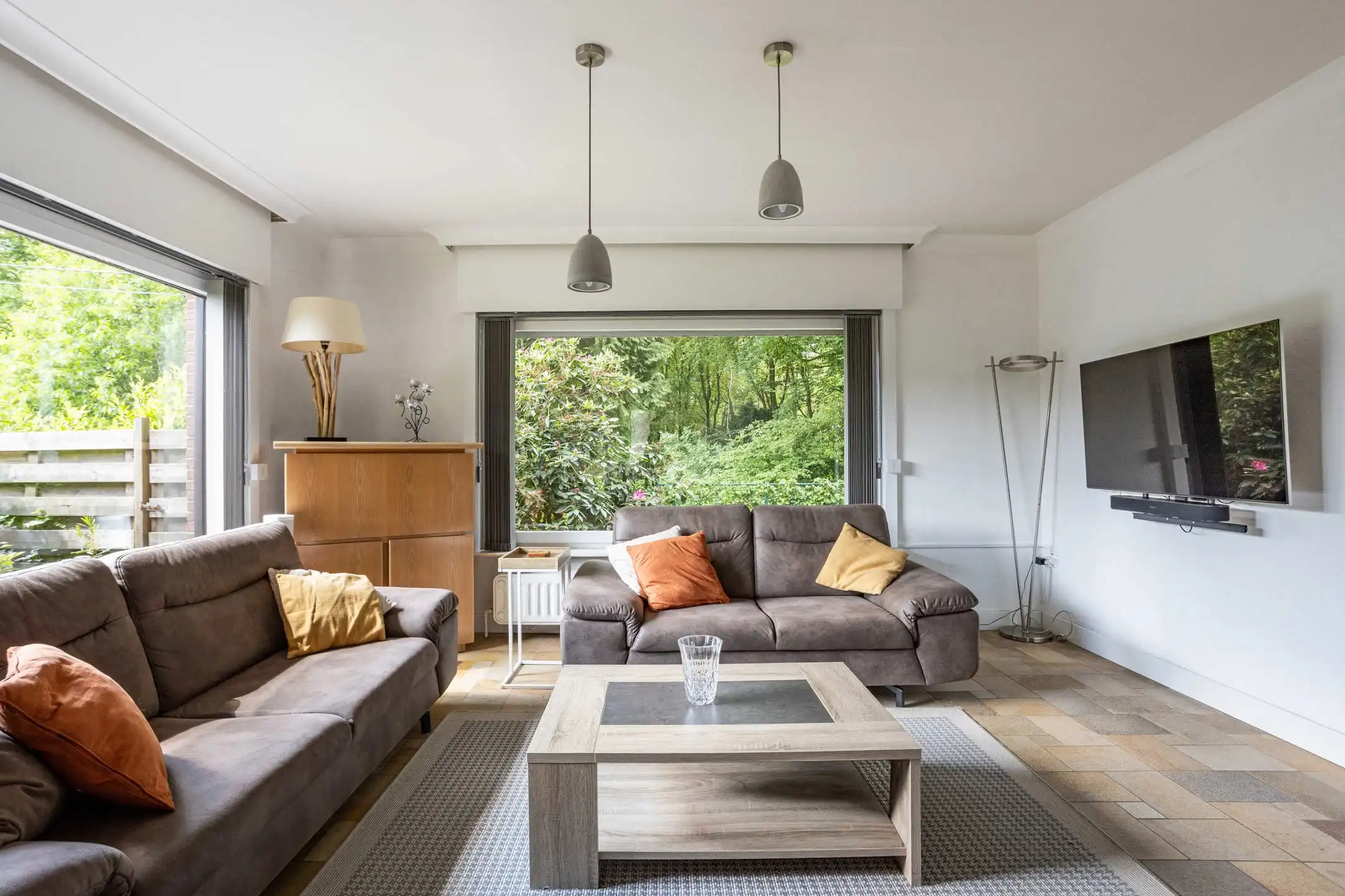 Te moderniseren bungalow met bos in Louise-Marie foto 10