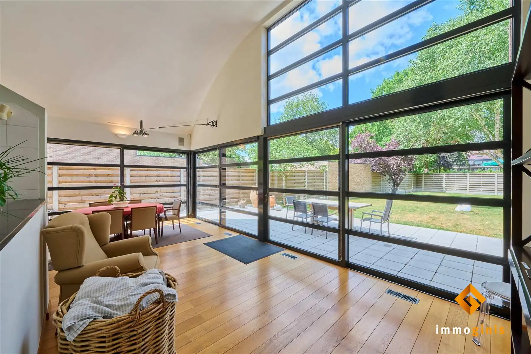 Zéér ruime woning met 3 tot 6 slaapkamers en praktijkruimte. Perceel van 7a86ca in centrum Bocholt! foto 8