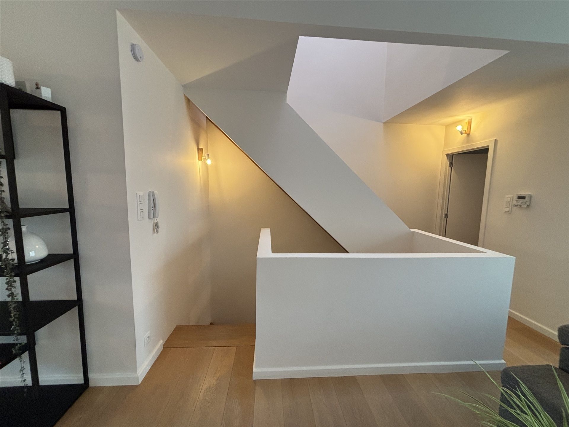 BEZOEKEN VOLZET: Moderne woning met 4 slaapkamers en tuin  foto 11