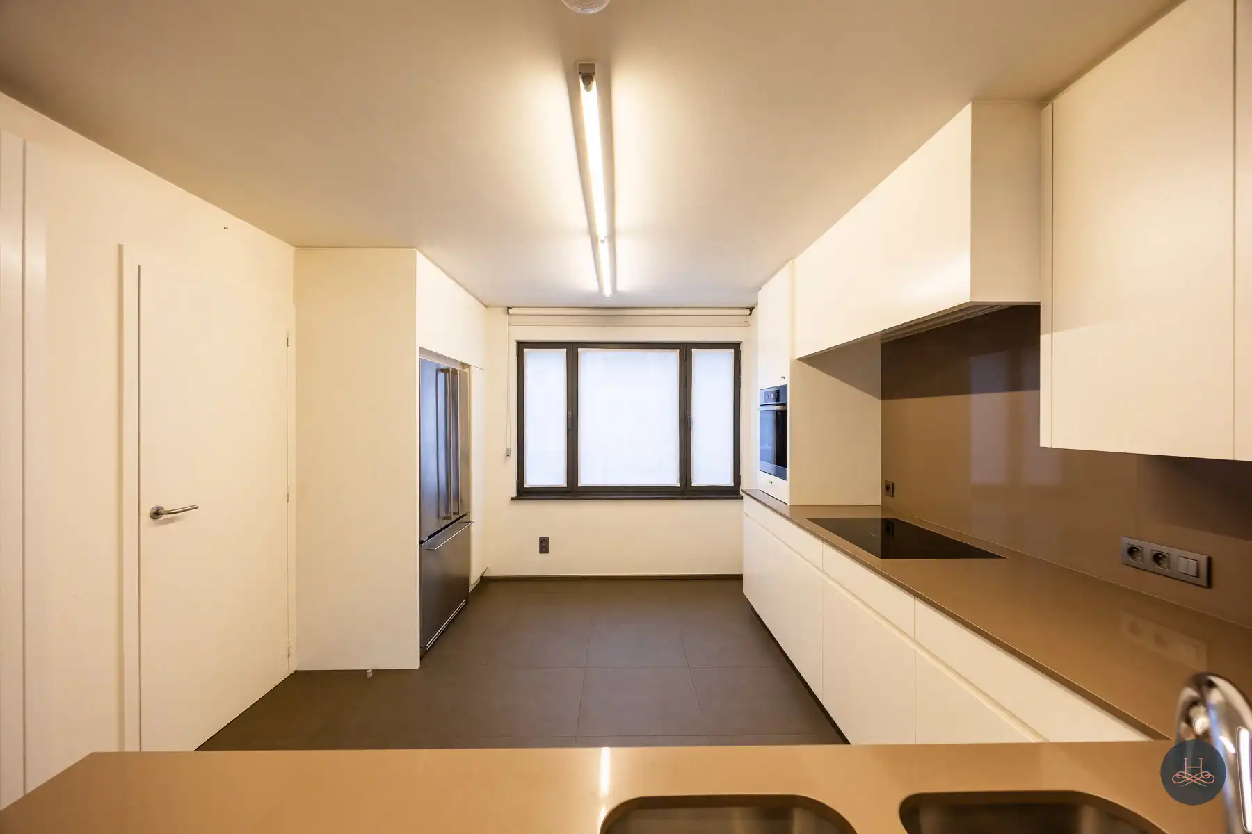 Zeer ruim triplex appartement in centrum Haacht foto 11