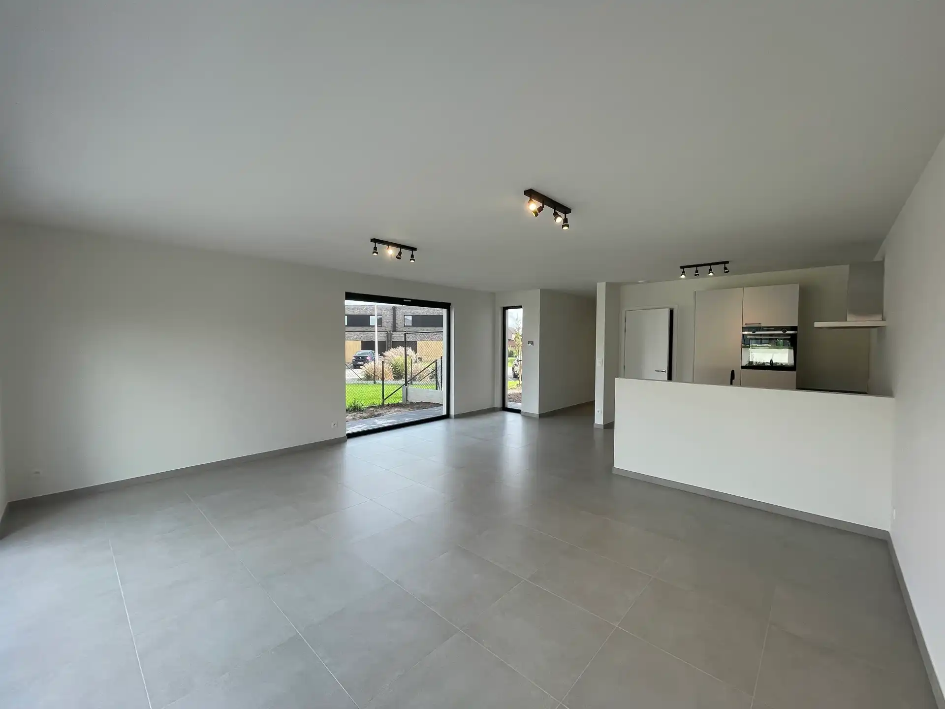 LEDE -  Recente HoB in rustige wijk. foto 3