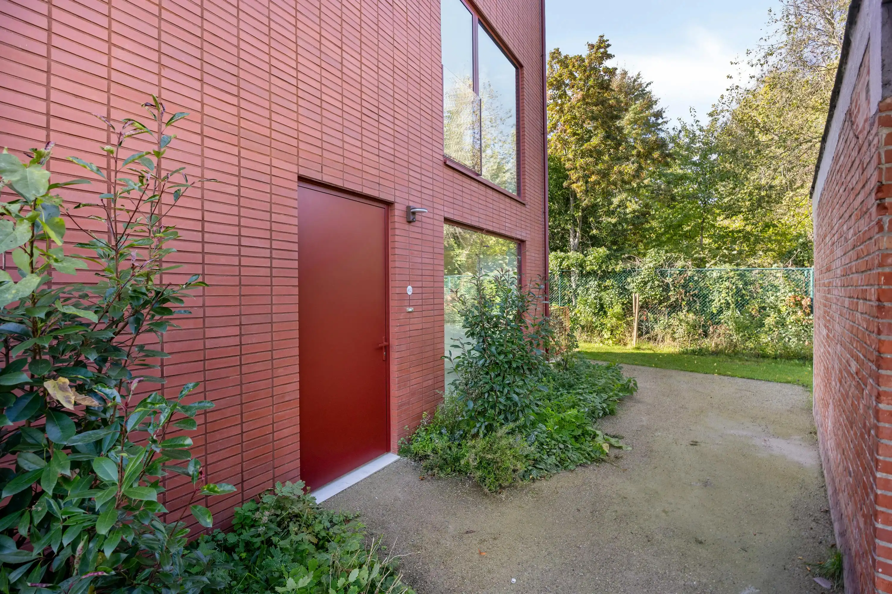 Unieke woning met 3 slaapkamers en twee badkamers foto 15