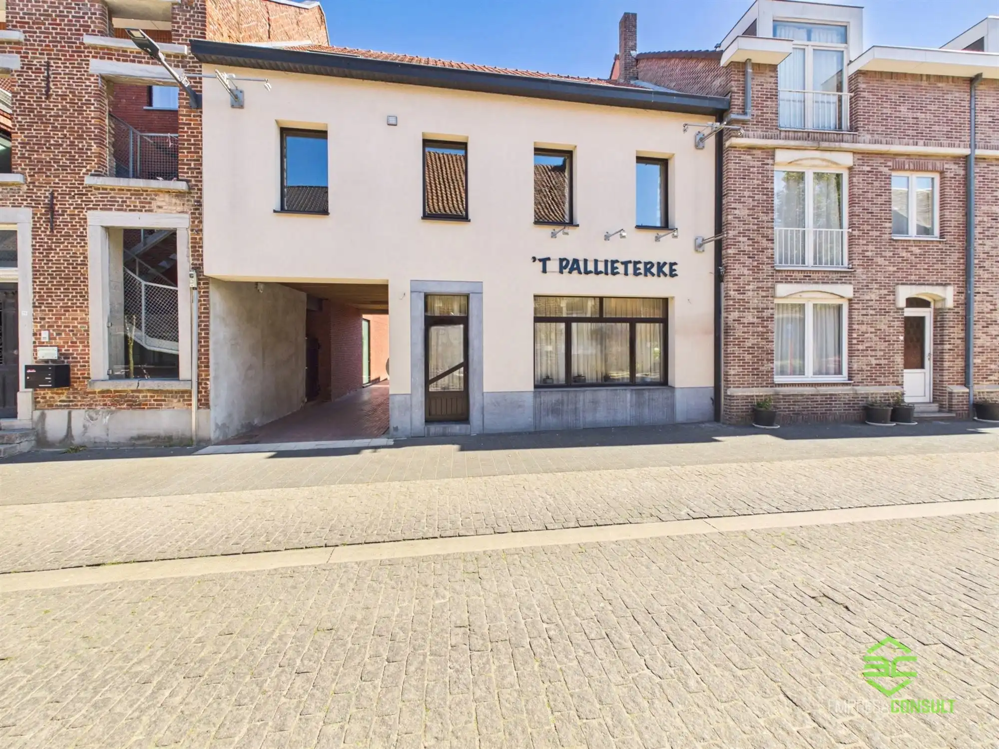 Handelspand met woonst en potentieel voor 3 appartementen! foto 2