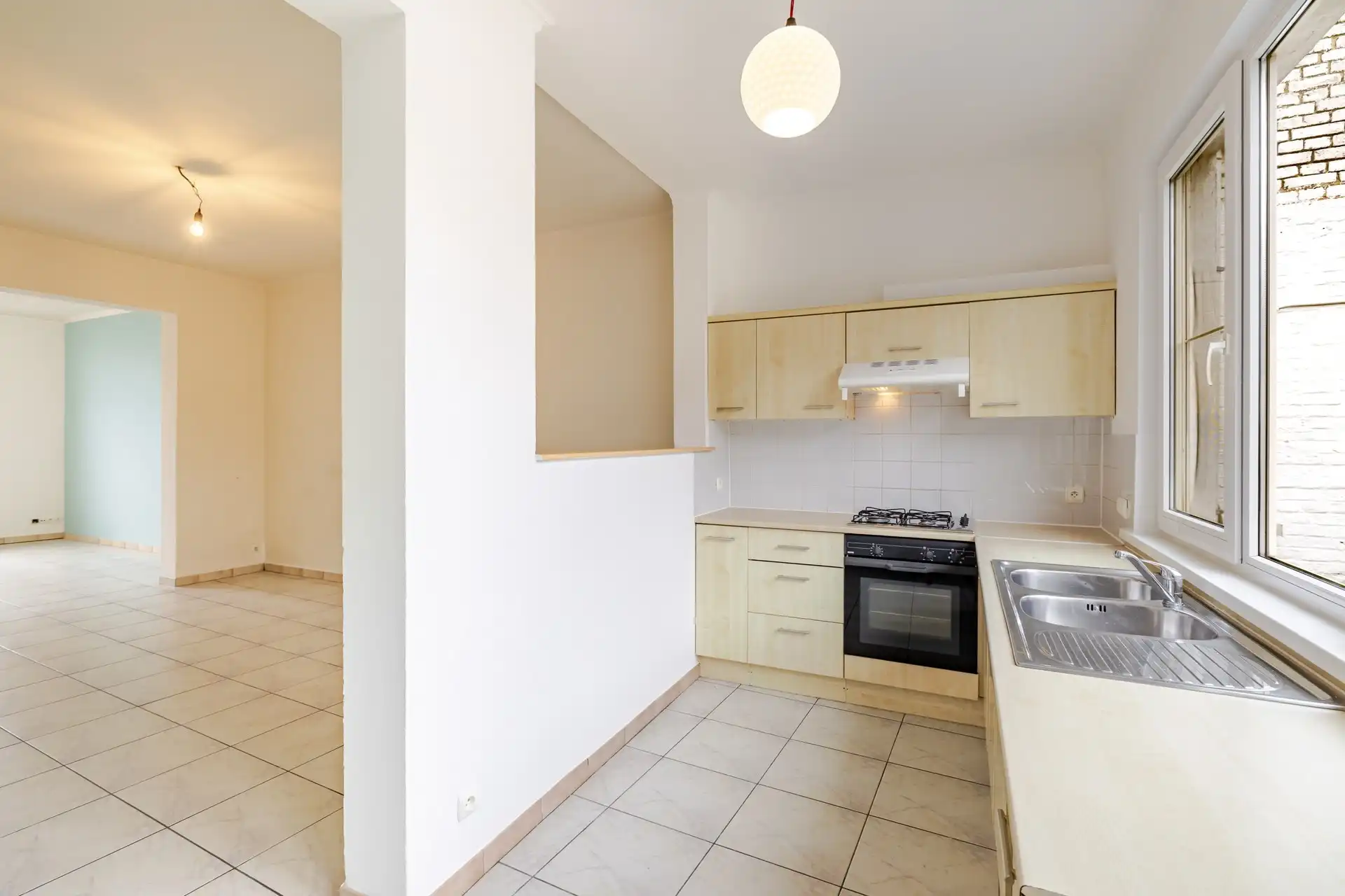 Instapklare woning met 2 slks en tuin foto 7