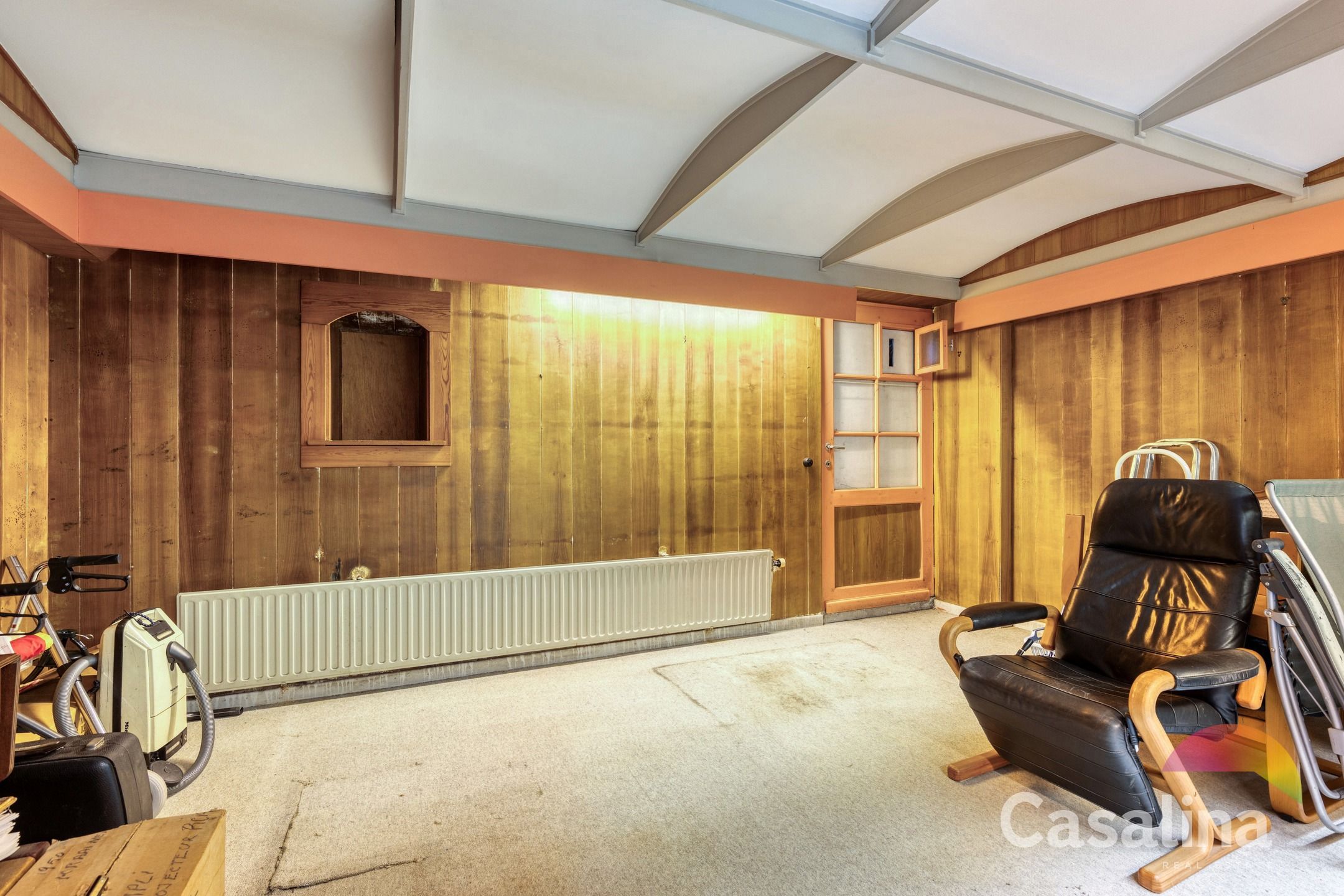 Te renoveren villa + bouwperceel in Kraainem foto 21