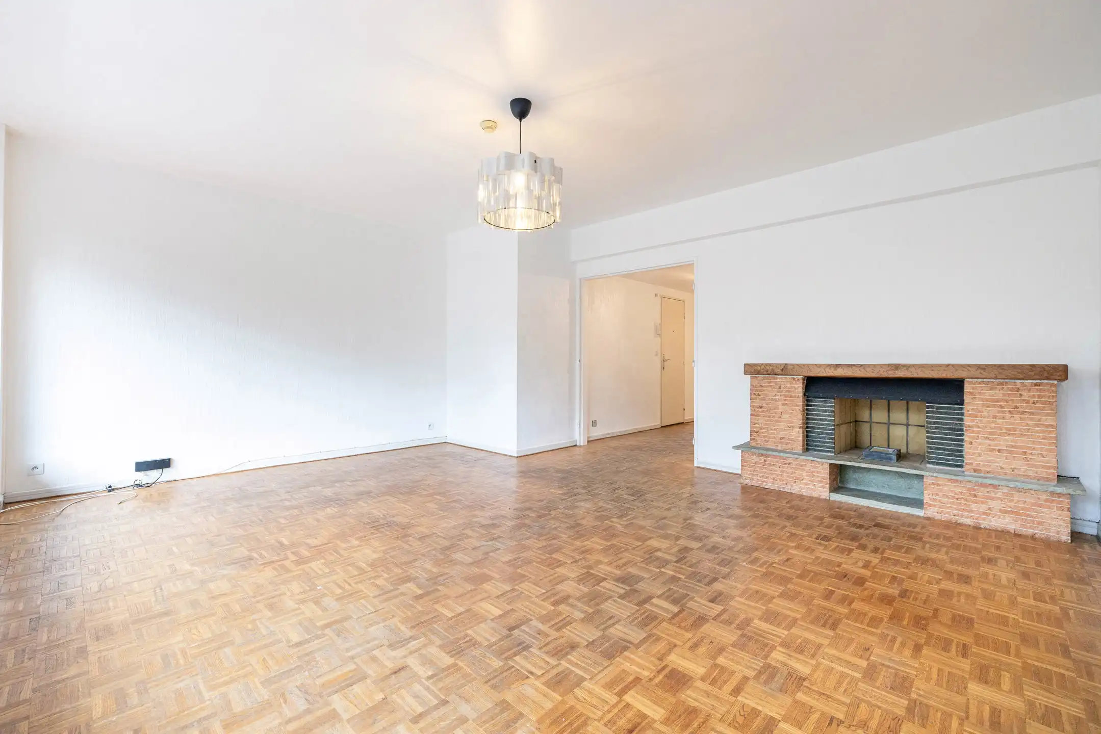 Ruime doorlopende woning met 1 slpkmr, 2 terrassen en EPB D foto 3