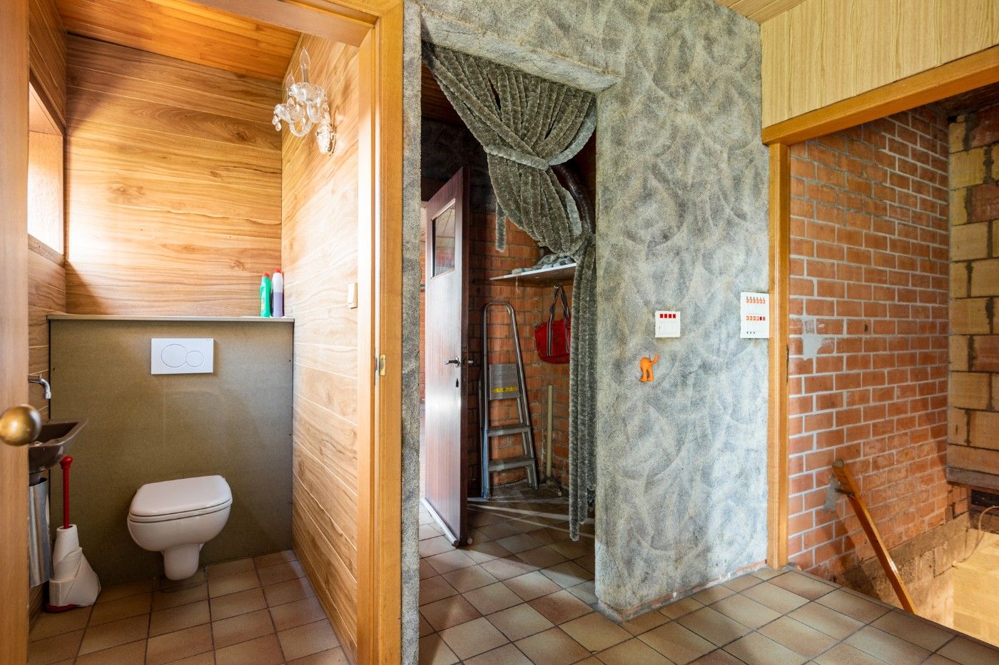 Vrijstaande laagbouwwoning met 2 slpk., tuin en garage foto 18