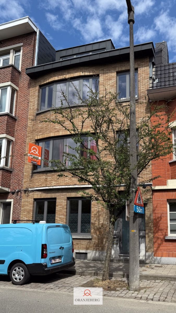 Recent 2 slaapkamer appartement met terras bij Sint-Pietersstation foto 22