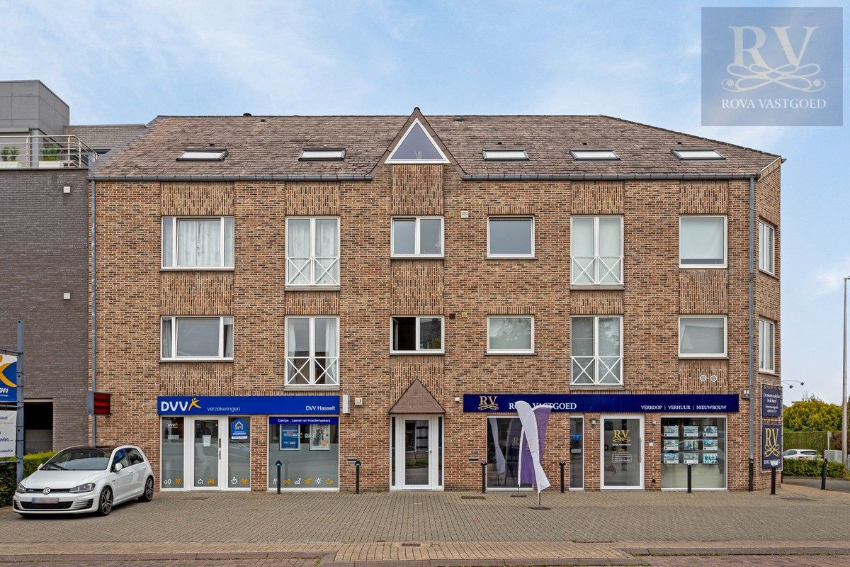 GEZELLIG EN CENTRAAL GELEGEN APPARTEMENT VAN 64M² MET 2 SLPK'S IN KERMT foto 3